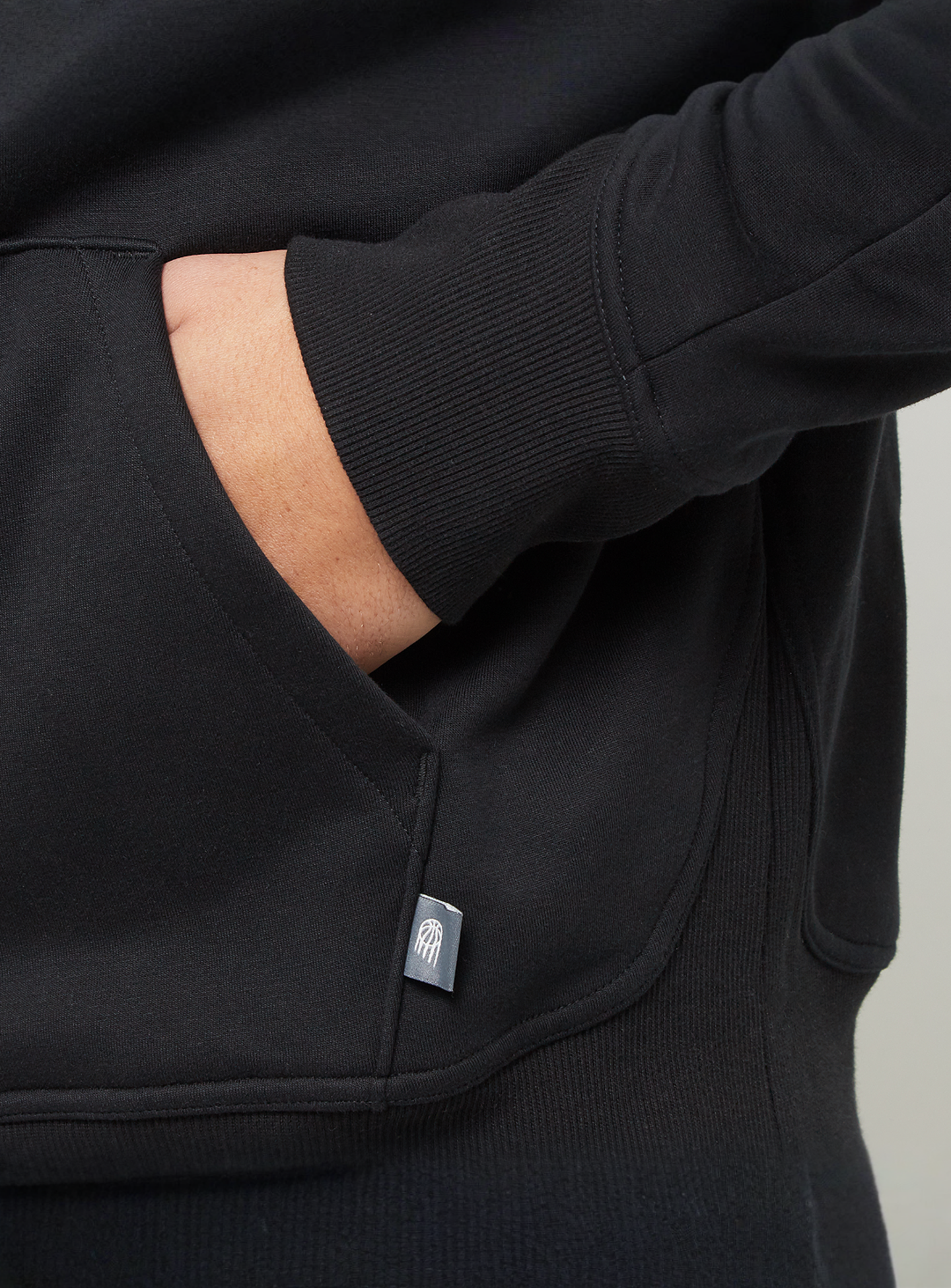 New Balance, Hoops Uniform Hoodie, black, Image 4 of 5