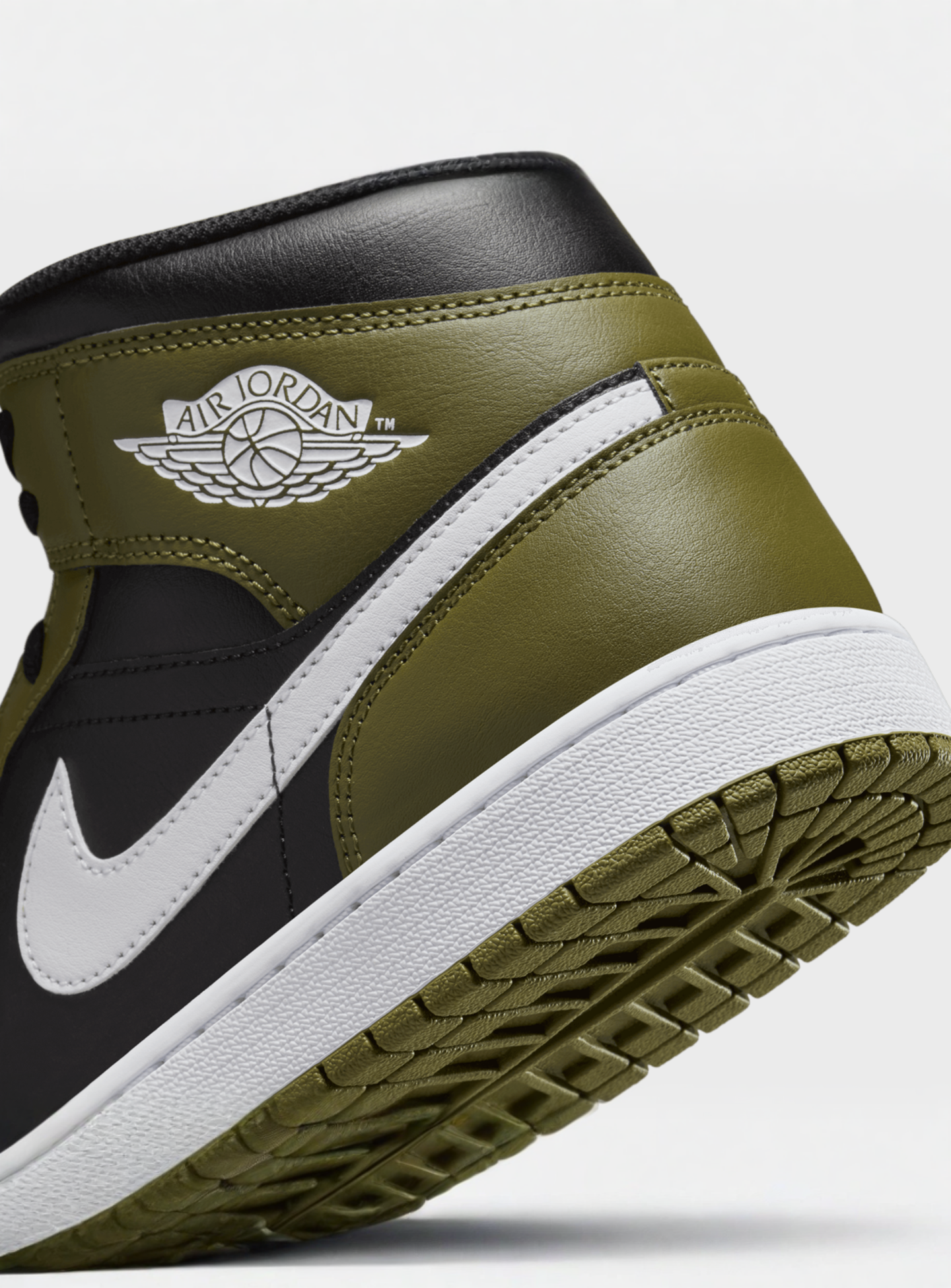Jordan, Air Jordan 1 Mid, green, Image 8 of 8
