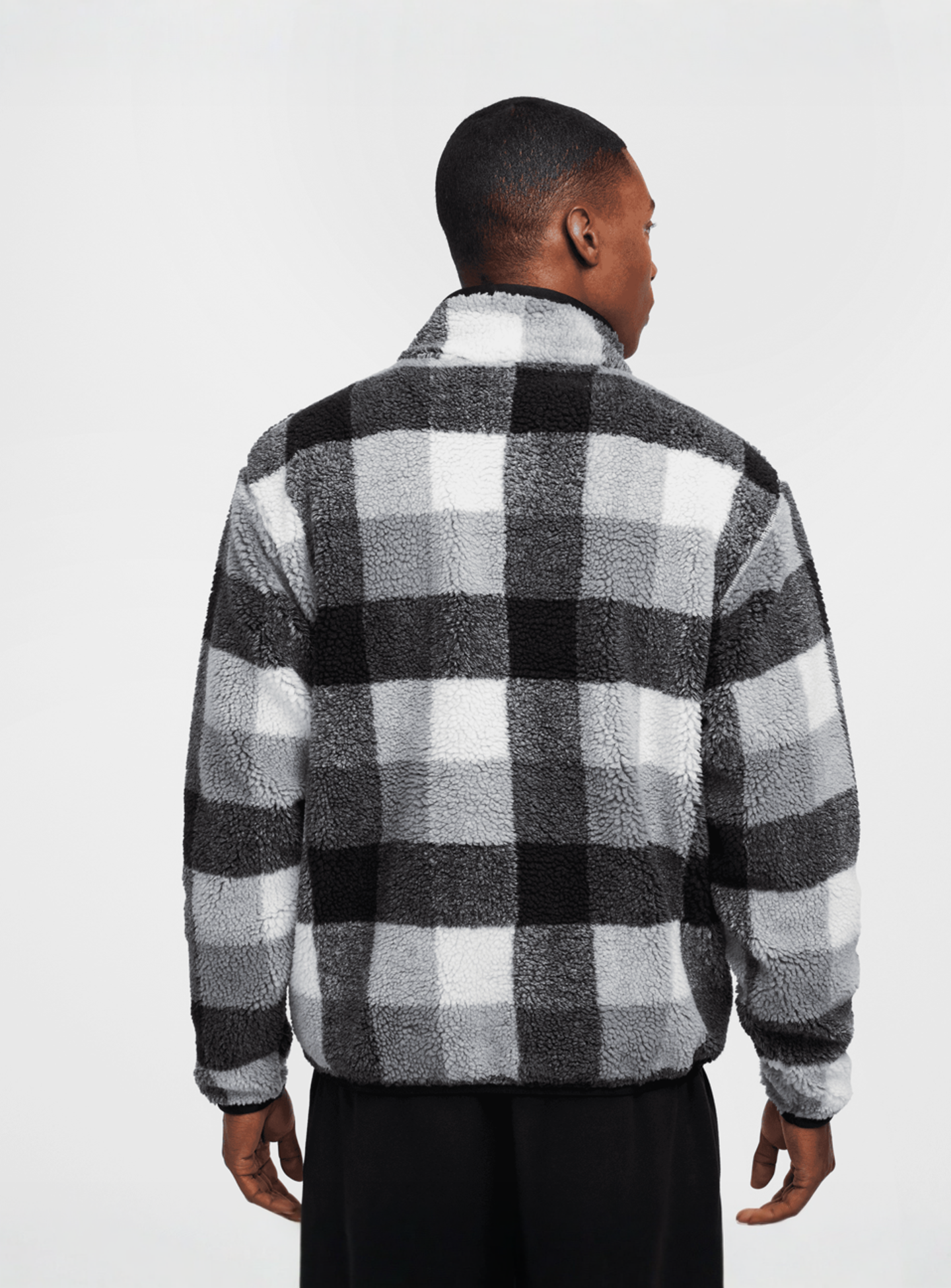 Nike, Club Winterized AOP, black, Image 2 of 6