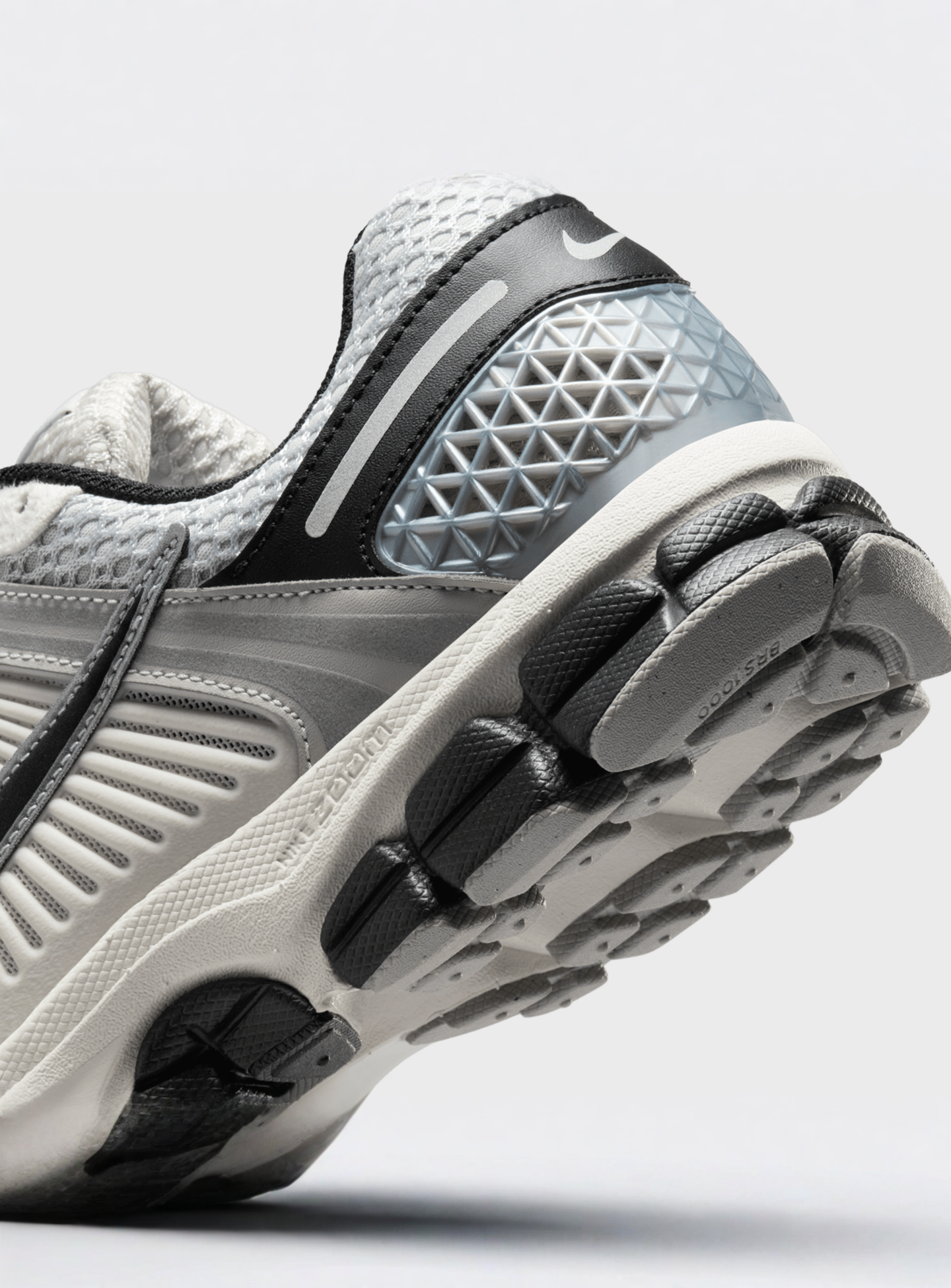 Nike, WMNS Zoom Vomero 5, multi-colour, Image 8 of 9