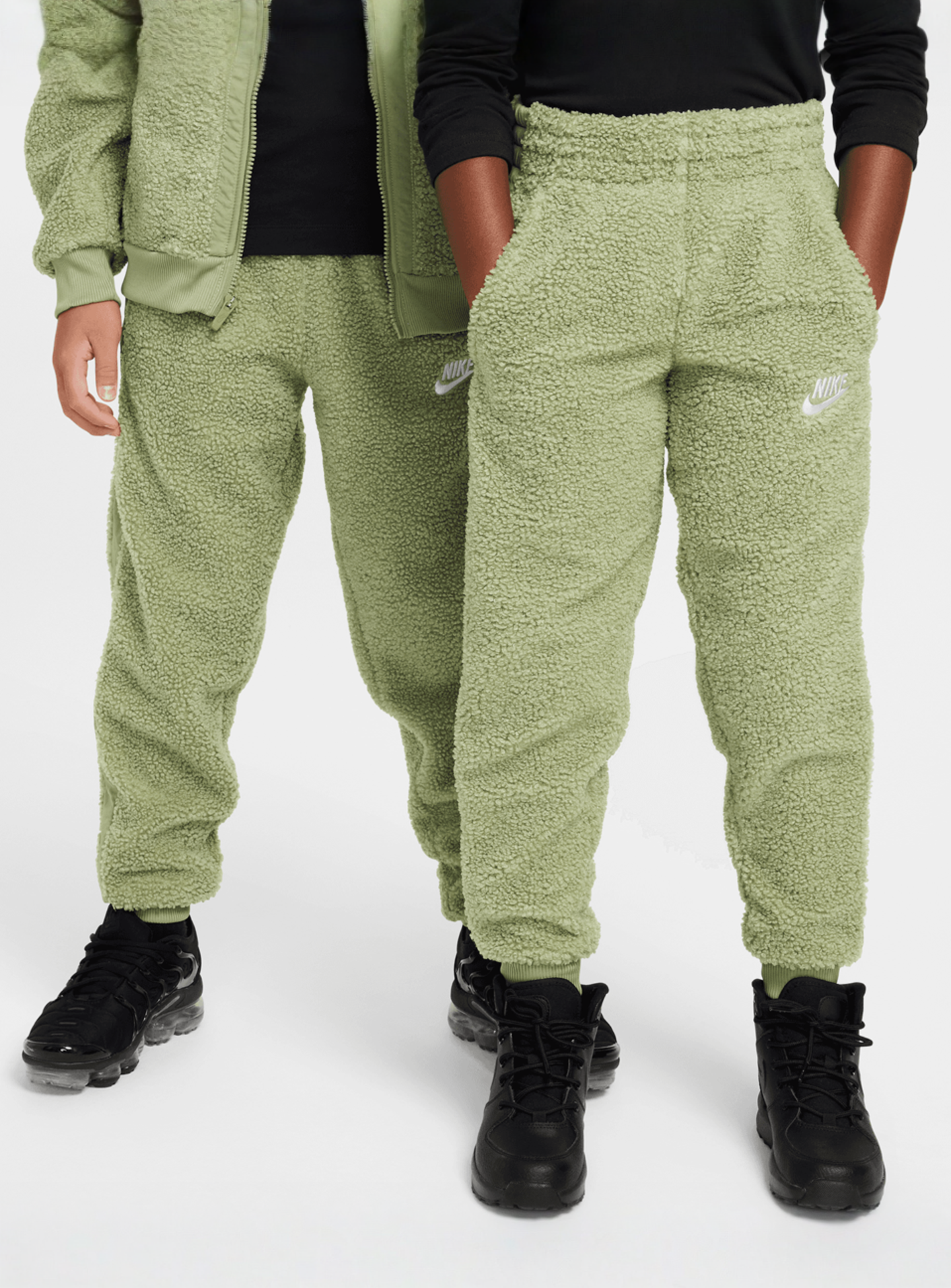 Nike, Sportswear Club Fleece Winterized Pants, green, Image 1 of 6