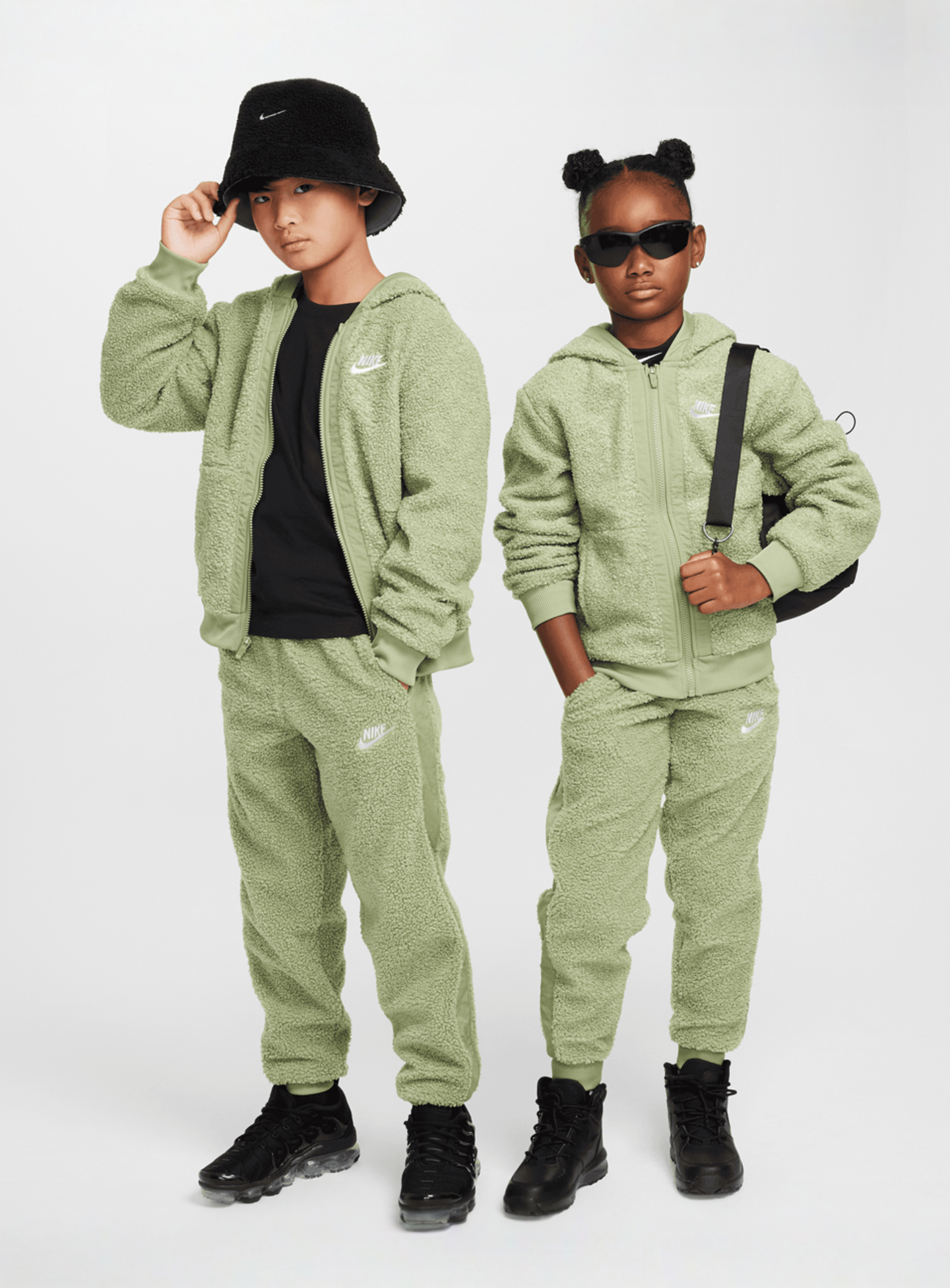 Nike, Sportswear Club Fleece Winterized Pants, green, Image 6 of 6