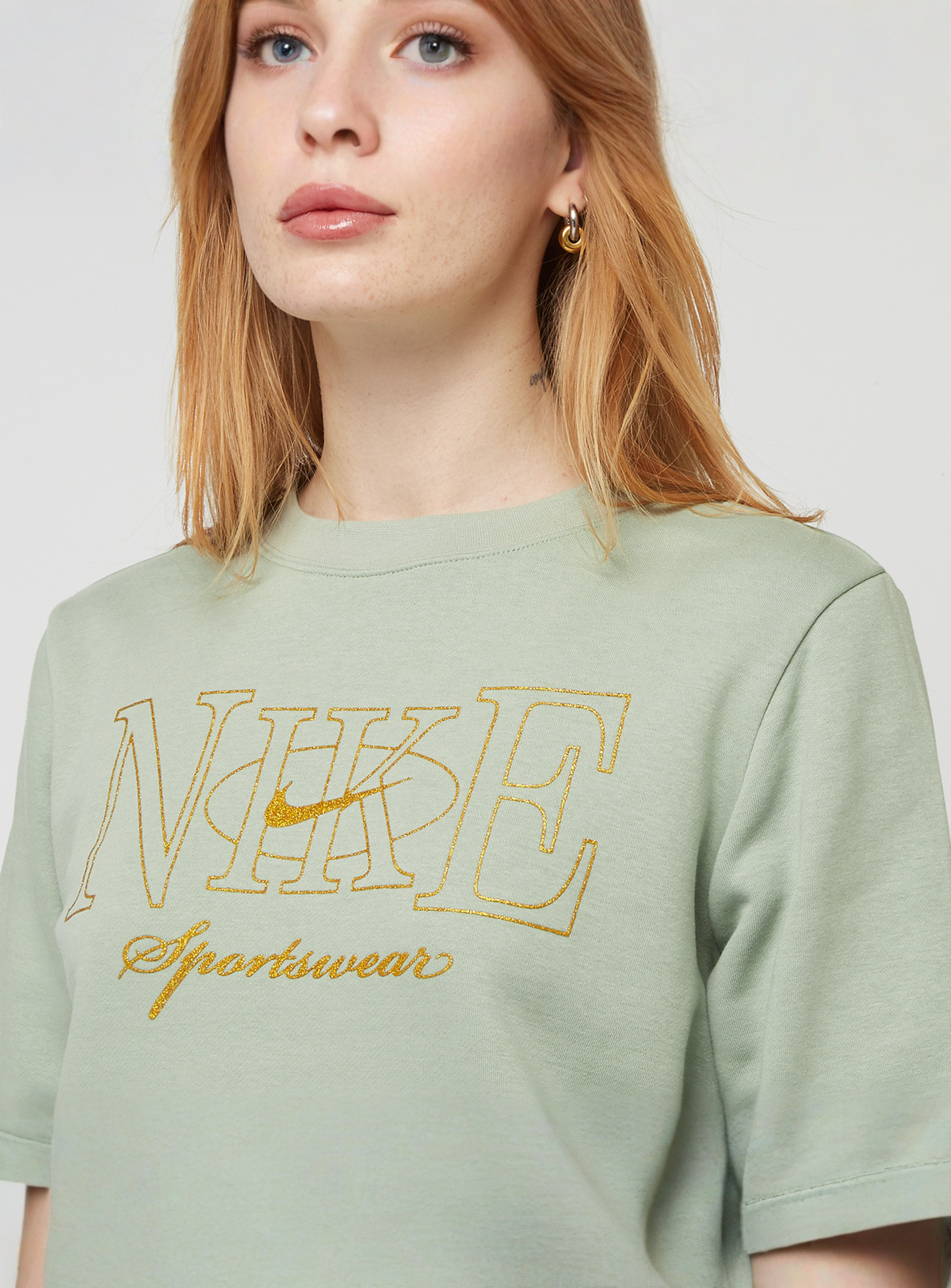 Nike, Sportswear Club Fleece Crew Shine, green, Image 3 of 4