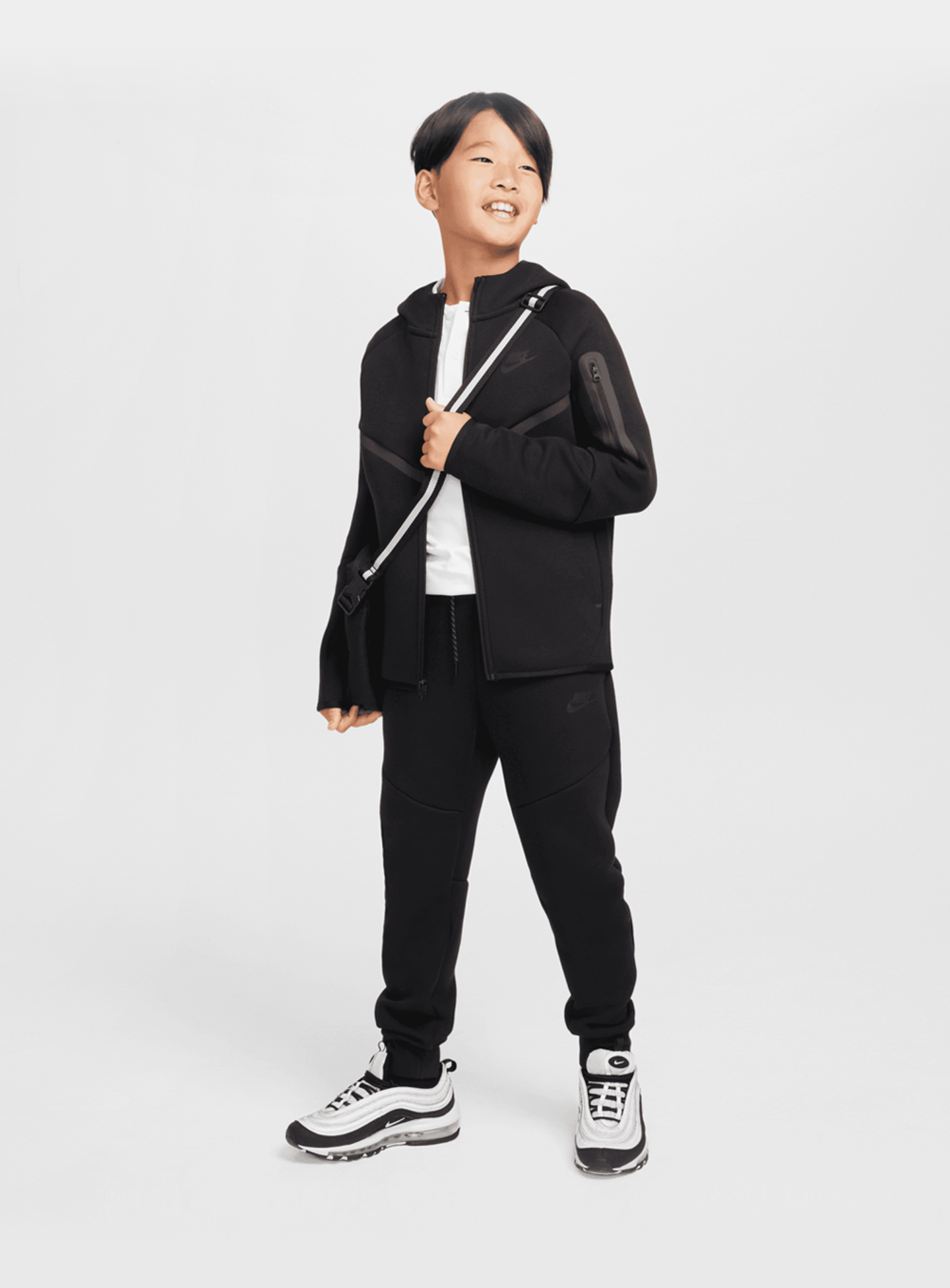 Nike, Sportswear Tech Fleece Jogger, black, Image 8 of 8