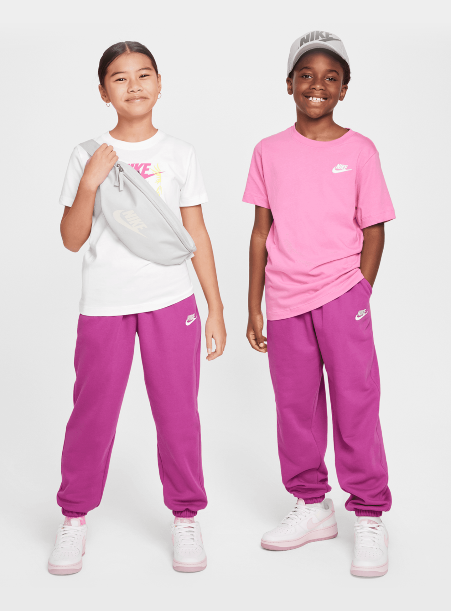Nike, Sportswear Club Fleece Loose Pants, light pink, Image 6 of 6