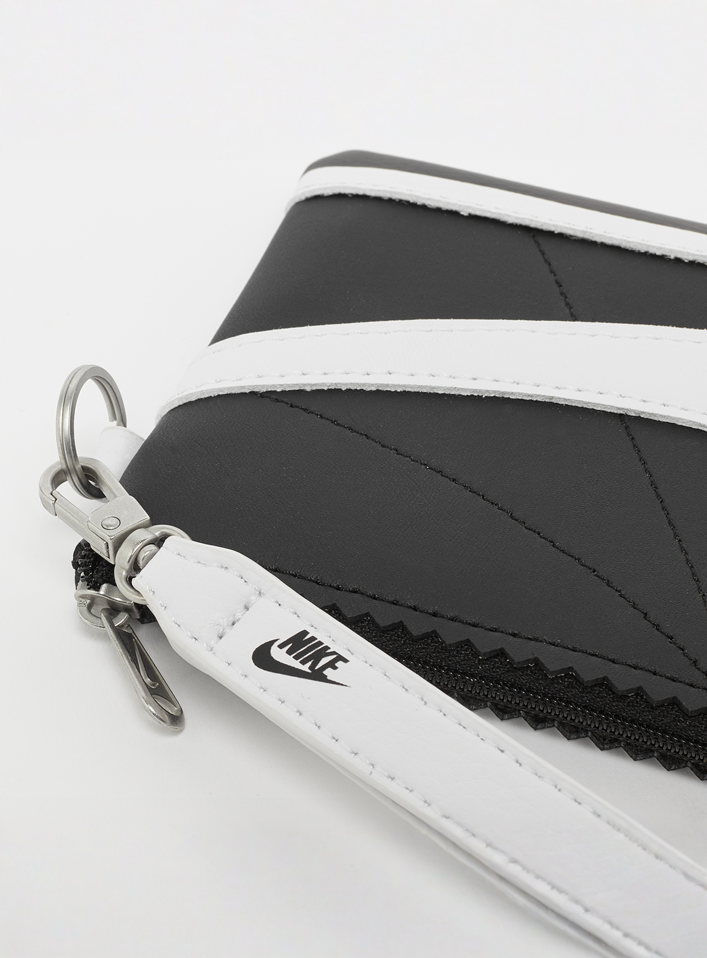 Nike, Icon Cortez Wristlet, black, Image 3 of 4