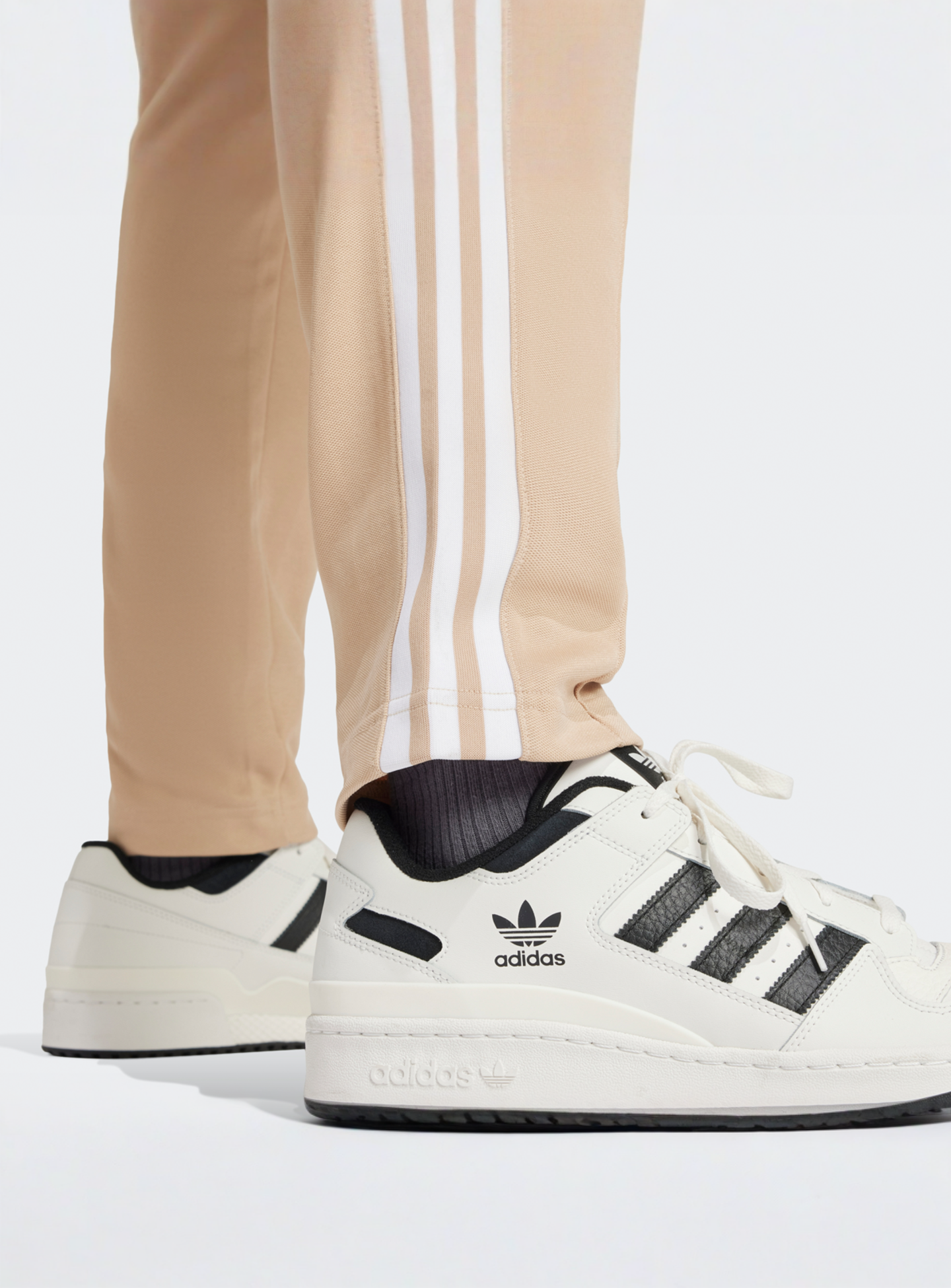 adidas Originals, Adicolor Classics Beckenbauer Track Pants, beige, Image 4 of 5