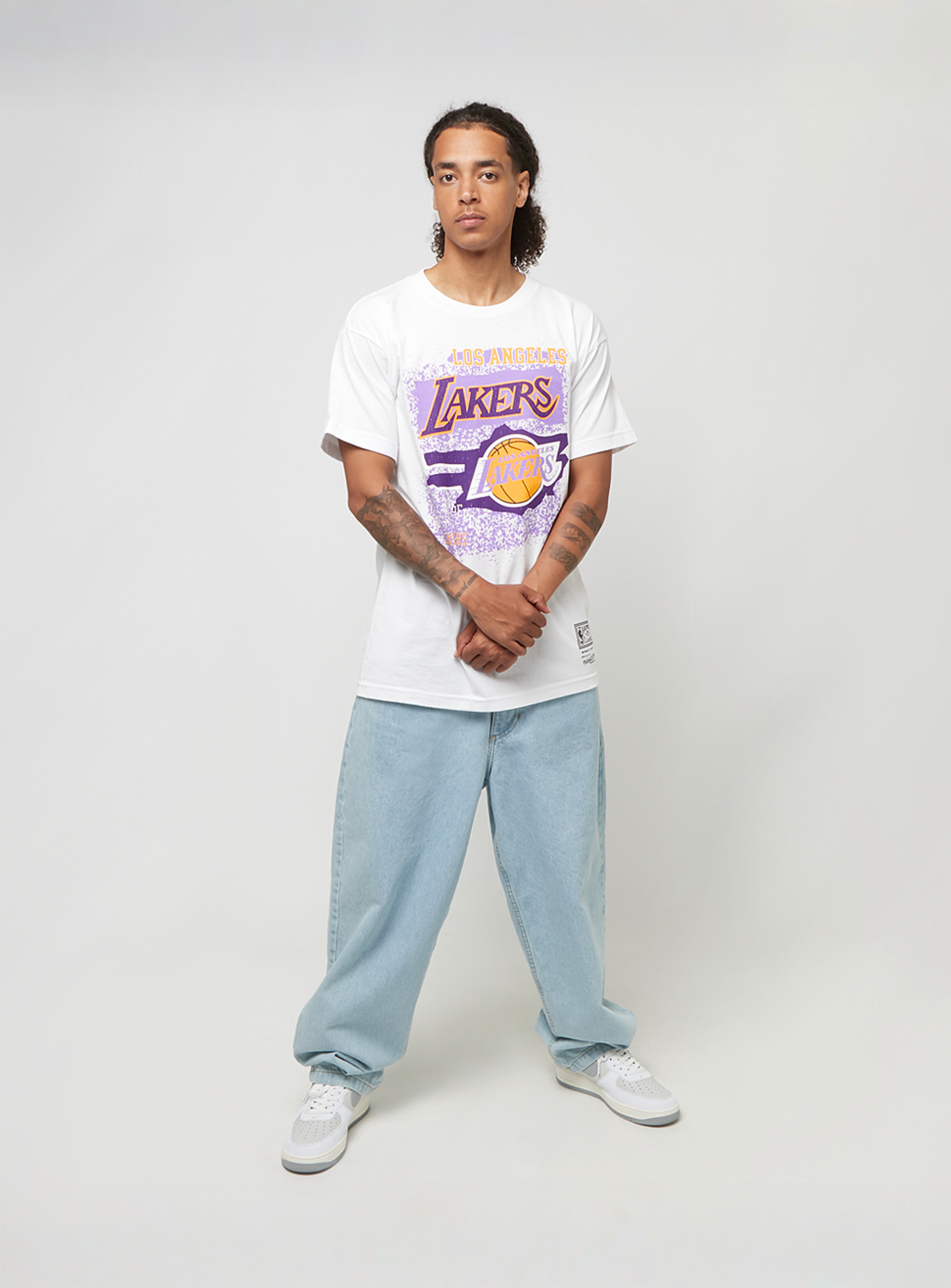 Mitchell & Ness, NBA Destination Leisure Shortsleeve Graphic Tee LA Lakers, white, Image 6 of 6