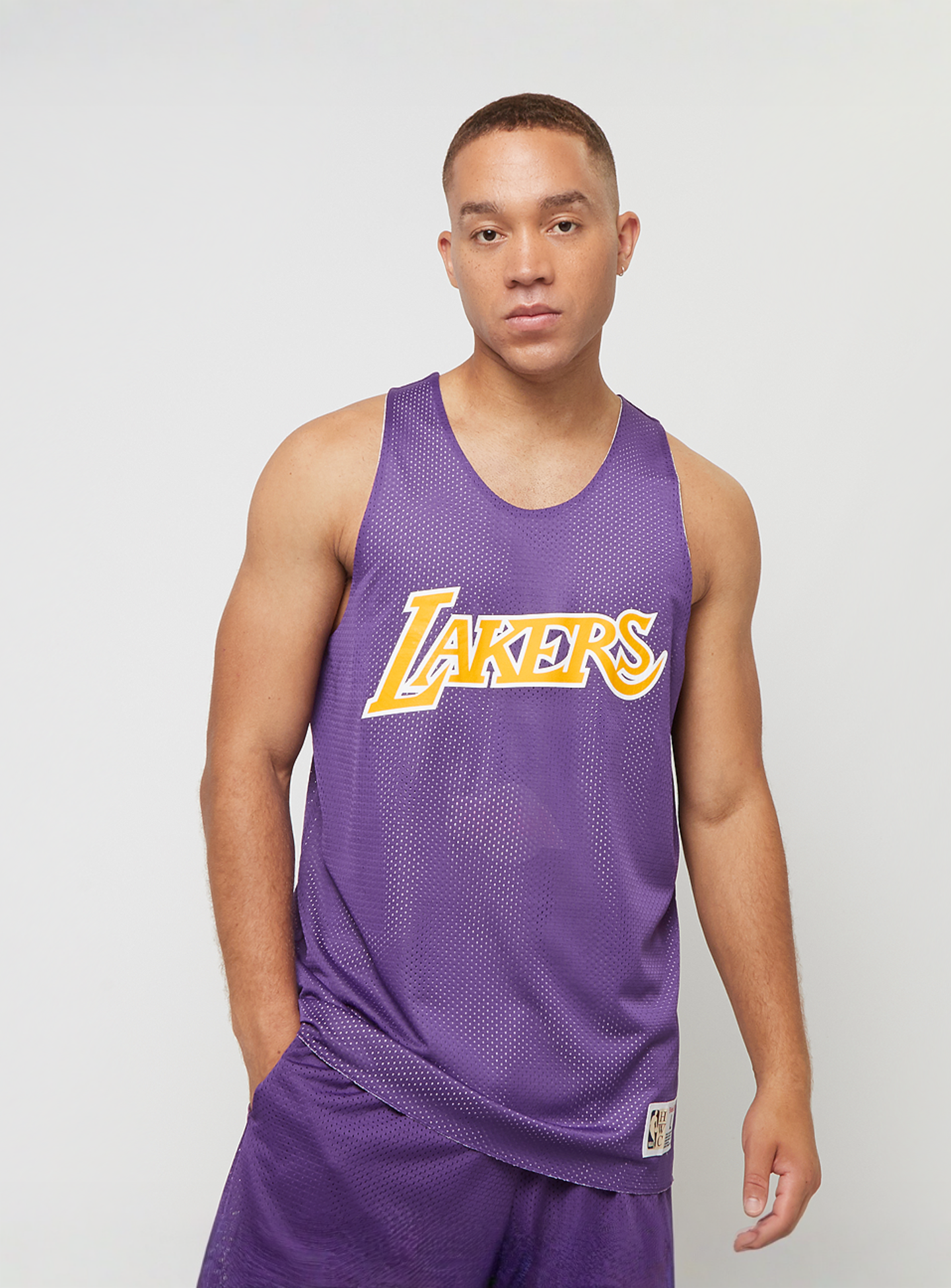 Mitchell & Ness, NBA Reversible Mesh Tank Vintage Logo La Lakers, purple, Image 2 of 8