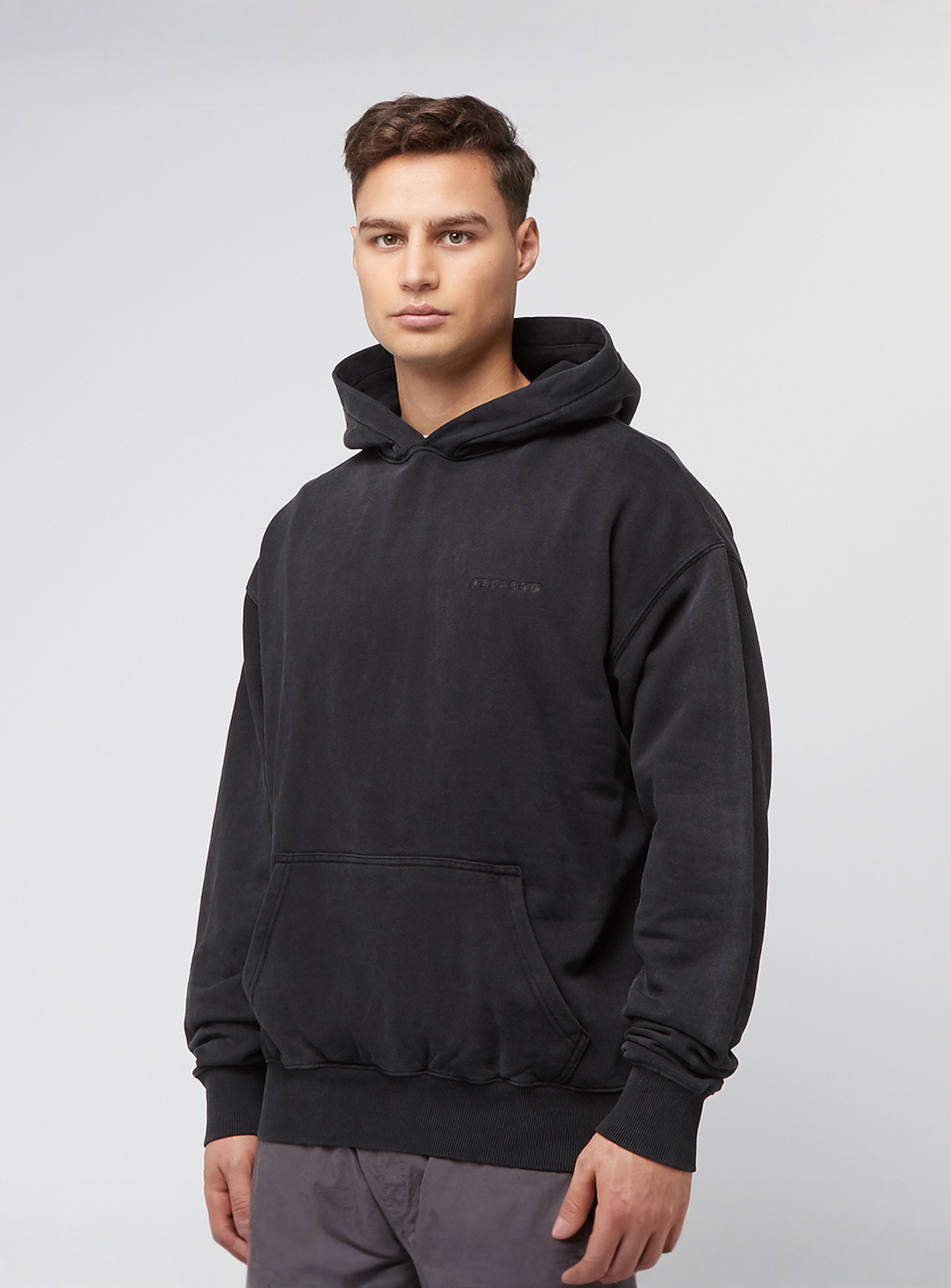 Pegador, Logo Oversized Hoodie, black, Image 1 of 4