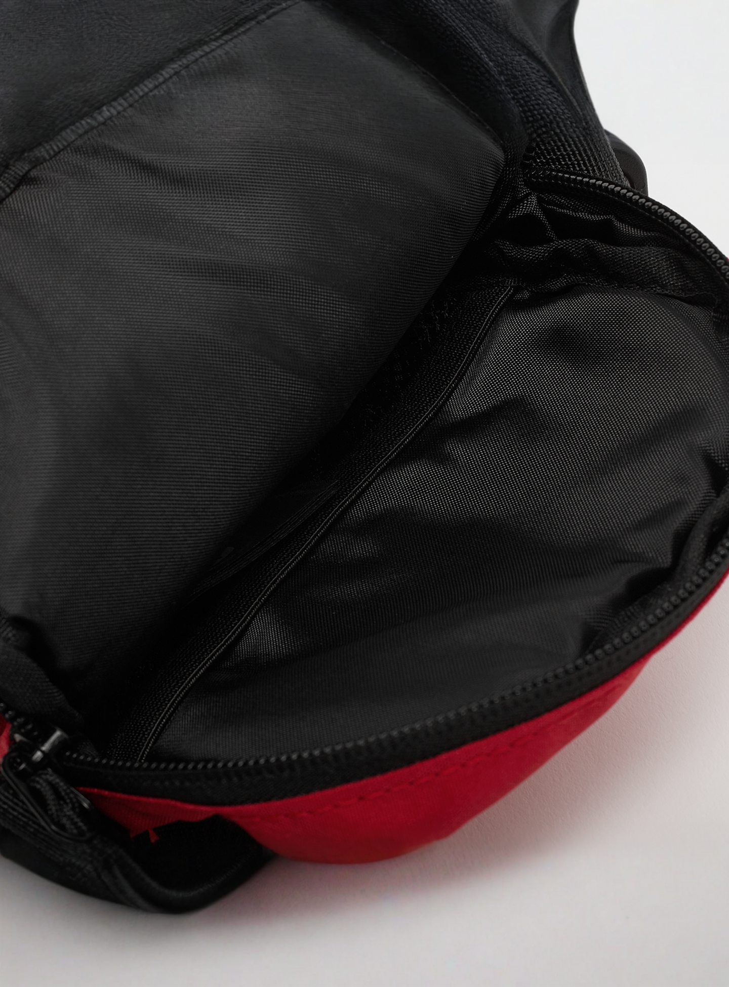 Capacité, Core Logo Crossbody Bag, red, Image 4 of 4