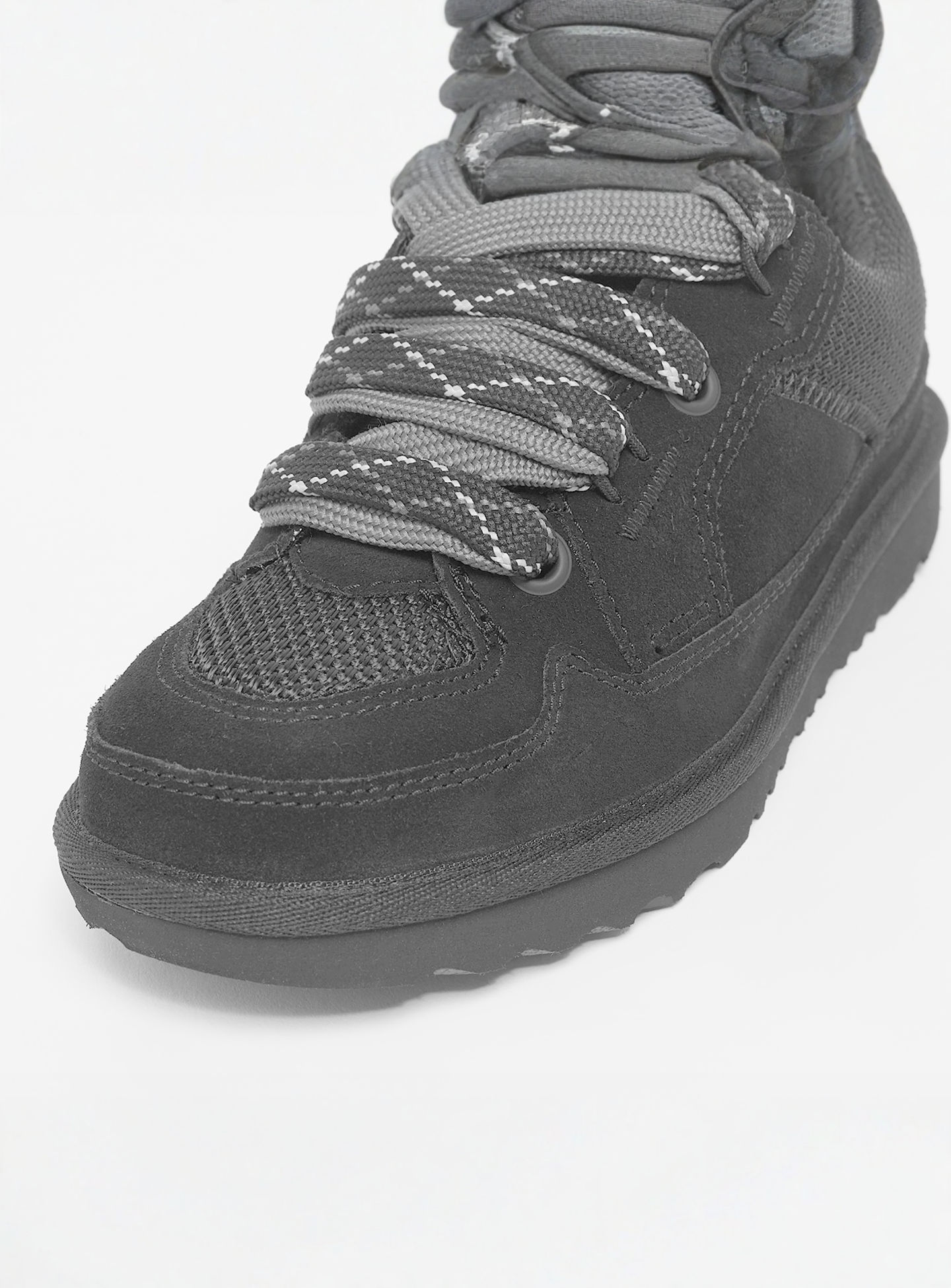 UGG, Lo Lowmel Clog II (PS), black, Image 6 of 7