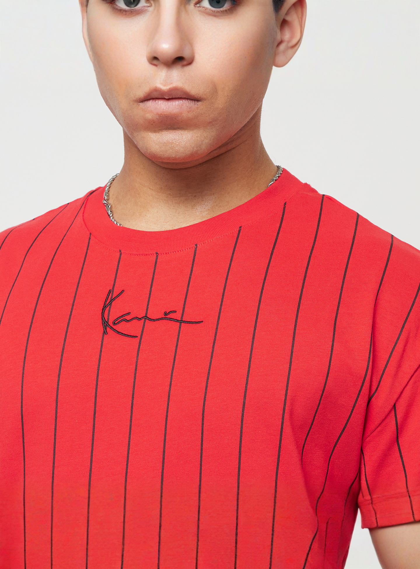 Karl Kani, Small Signature Essential Pinstripe Tee, red, Image 3 of 4