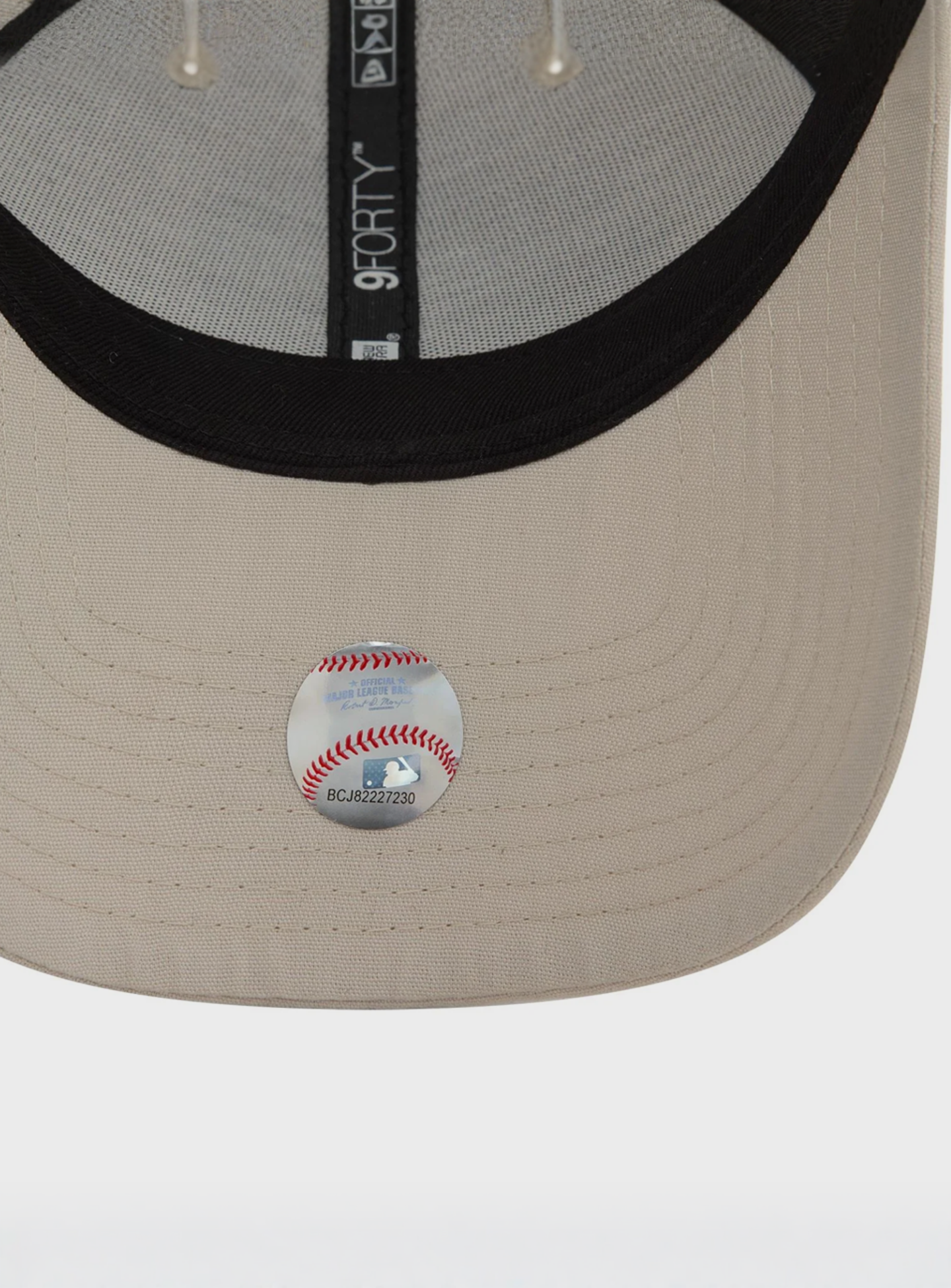 New Era, 9Forty Repreve Mini Logo MLB New York Yankees, beige, Image 3 of 3