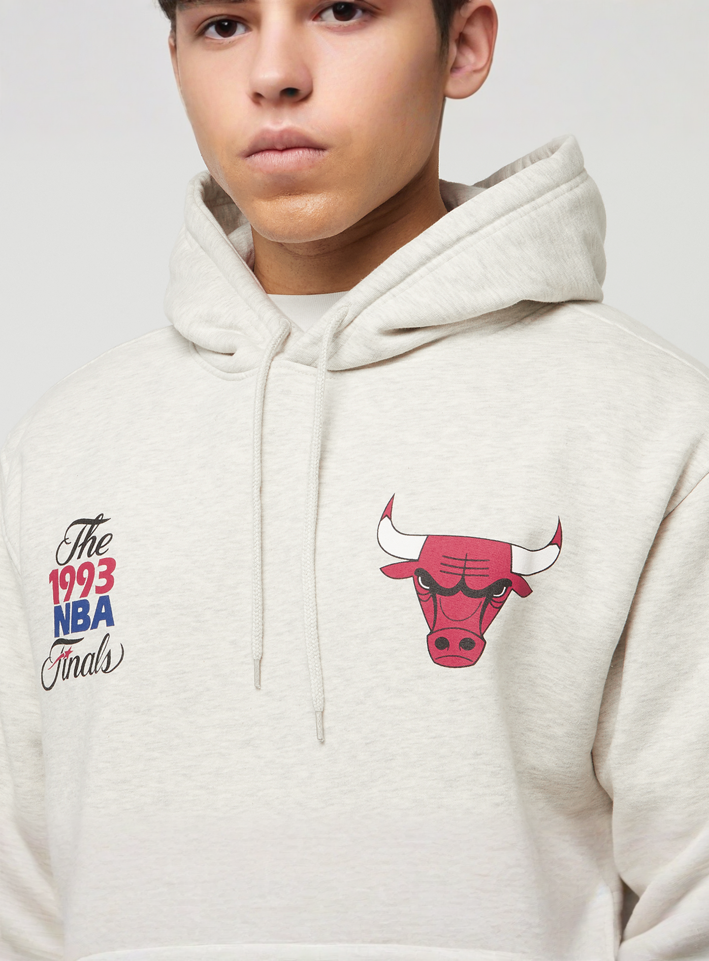 Mitchell & Ness, NBA Chicago Bulls Easy Cool Graphic Hoody, beige, Image 3 of 6