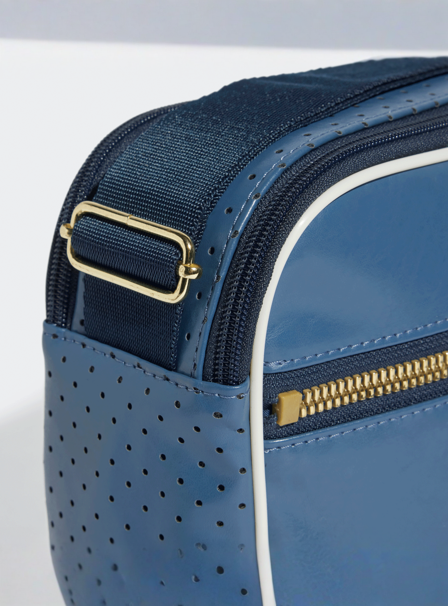 adidas Originals, Airliner, blue, Image 6 of 6