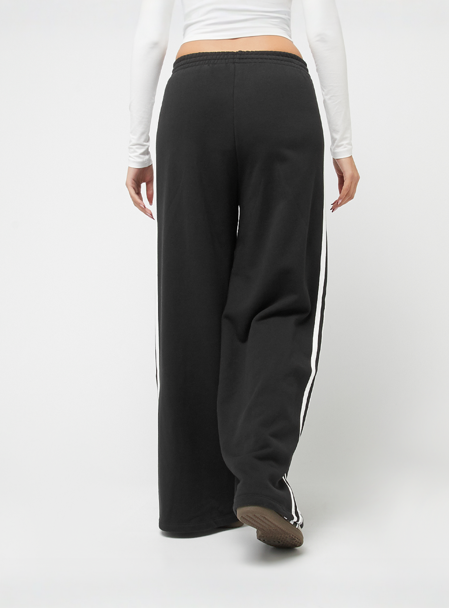 adidas Originals, 3-Streifen Wide Leg Pants, black, Image 3 of 6