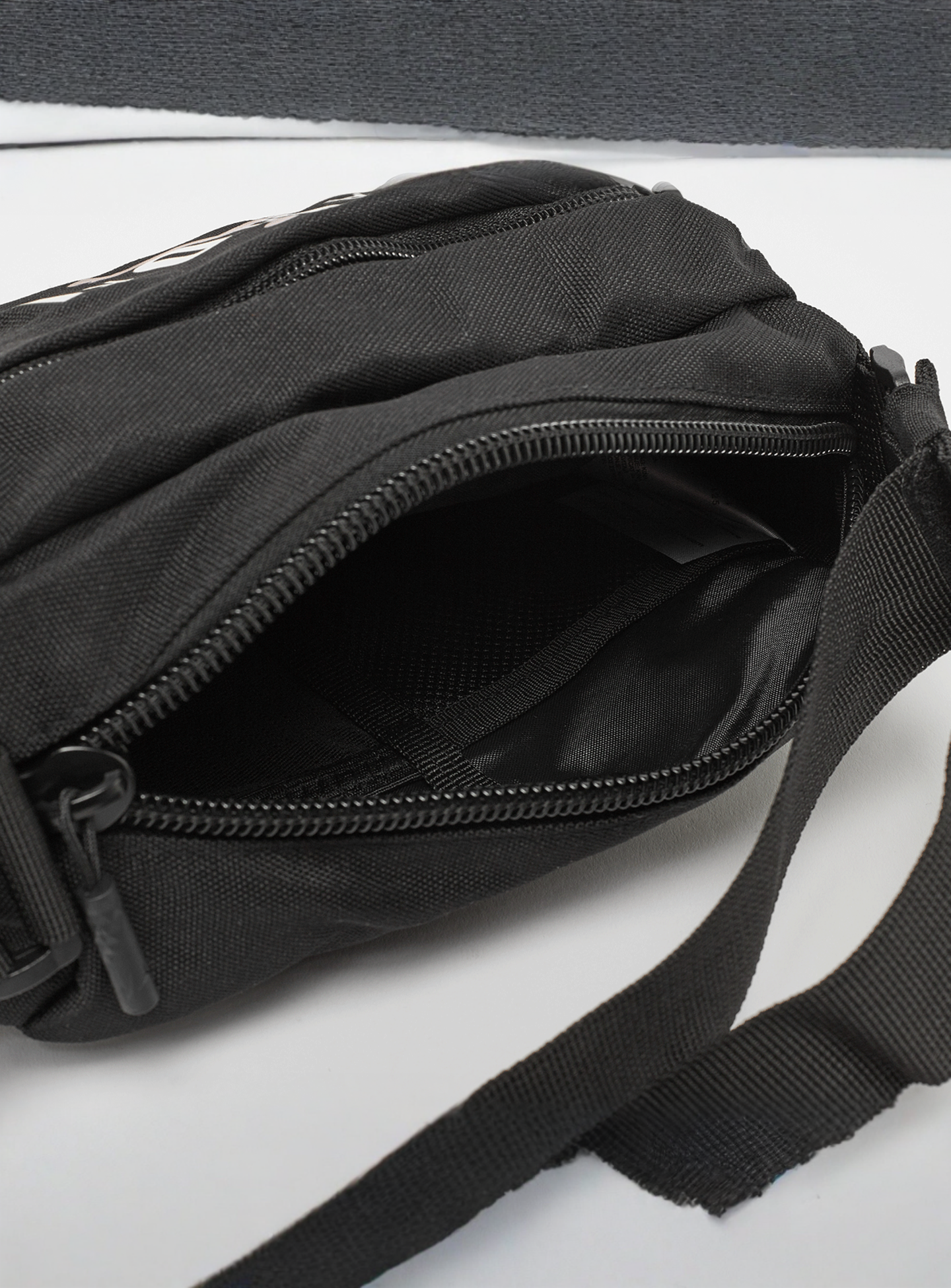 Jordan, Jam High Brand Read Crossbody Bag, black, Image 6 of 8