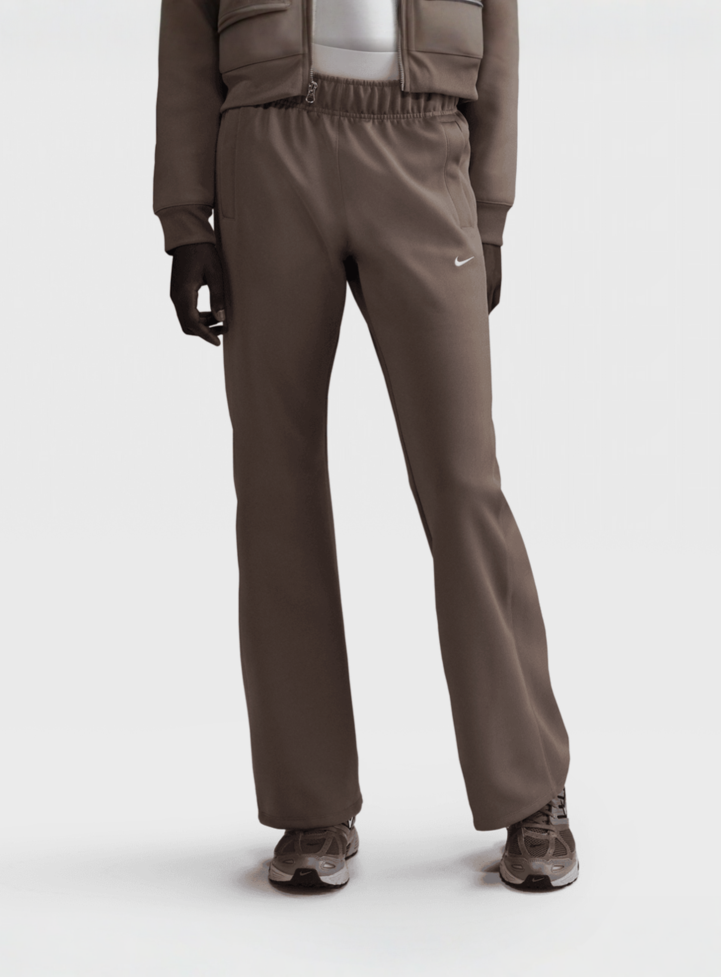 Nike, Sportswear Windrunner Mid-Rise Poly Knit Pants, brown, Image 1 of 4
