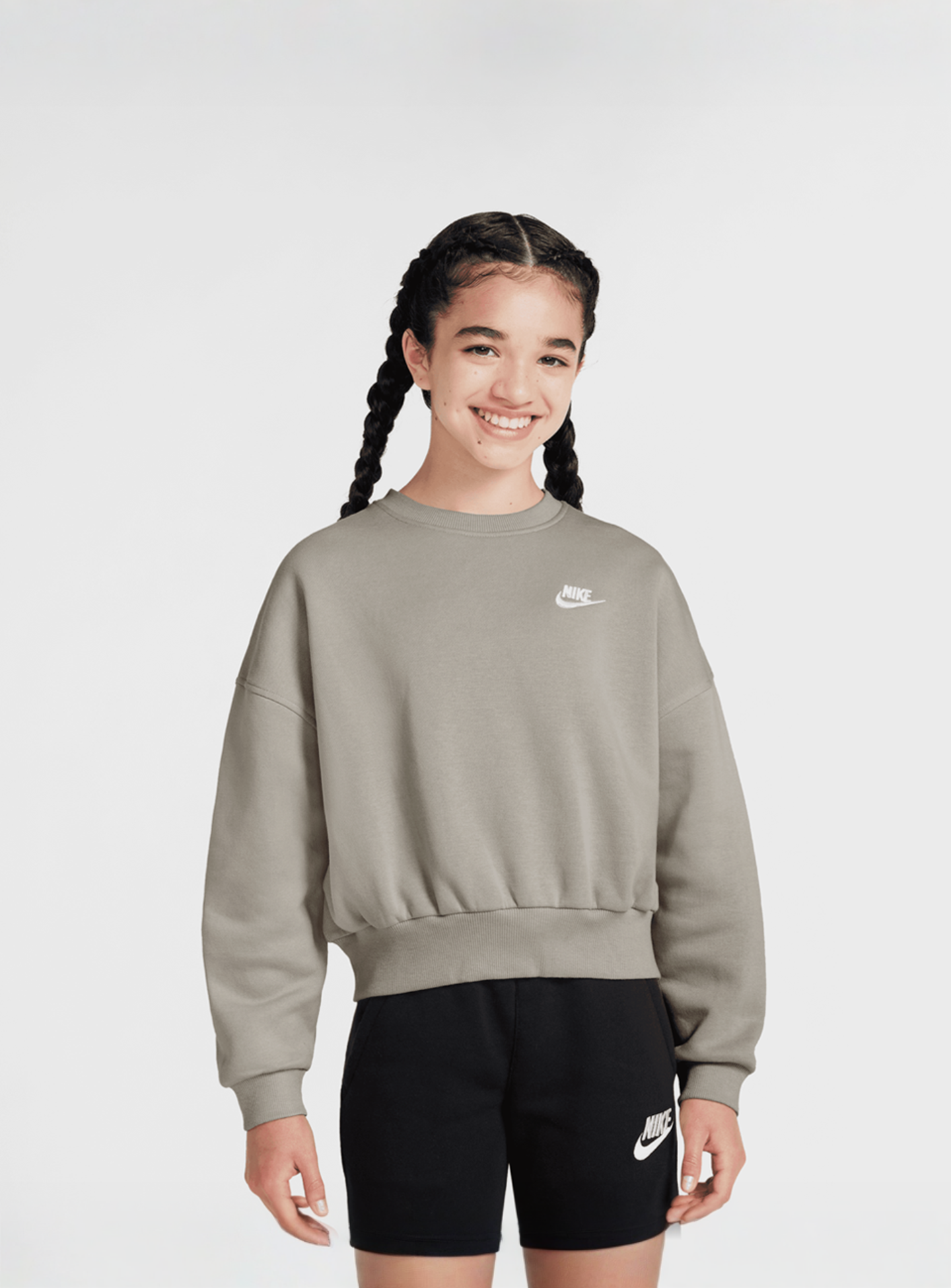 Nike, Sportswear Club Fleece Boxy Crew Low Brand Read, grey, Image 1 of 3