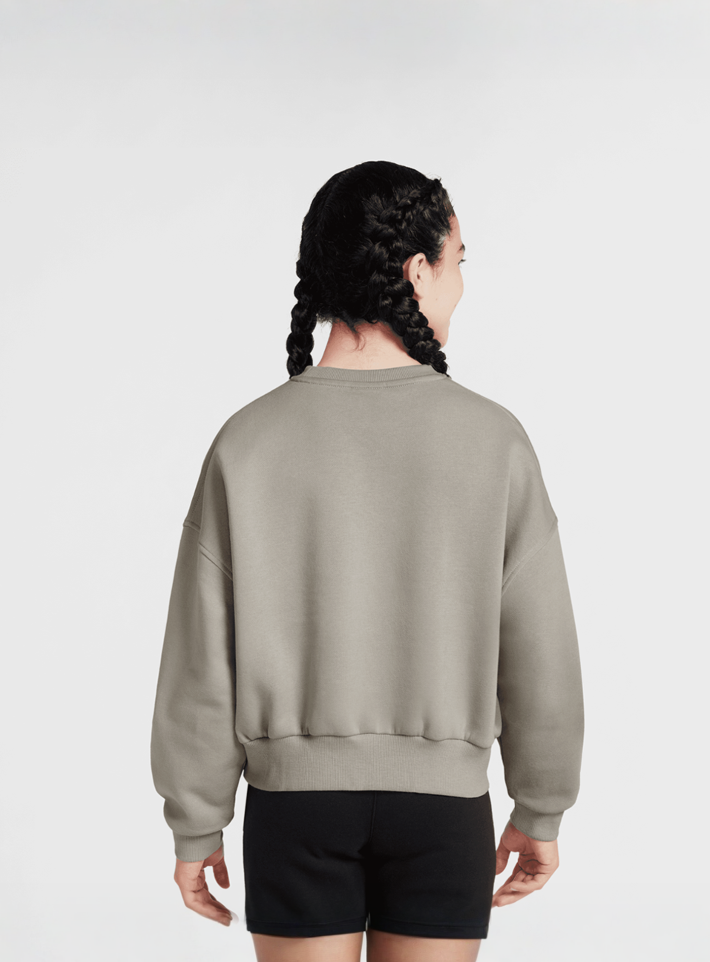 Nike, Sportswear Club Fleece Boxy Crew Low Brand Read, grey, Image 2 of 3