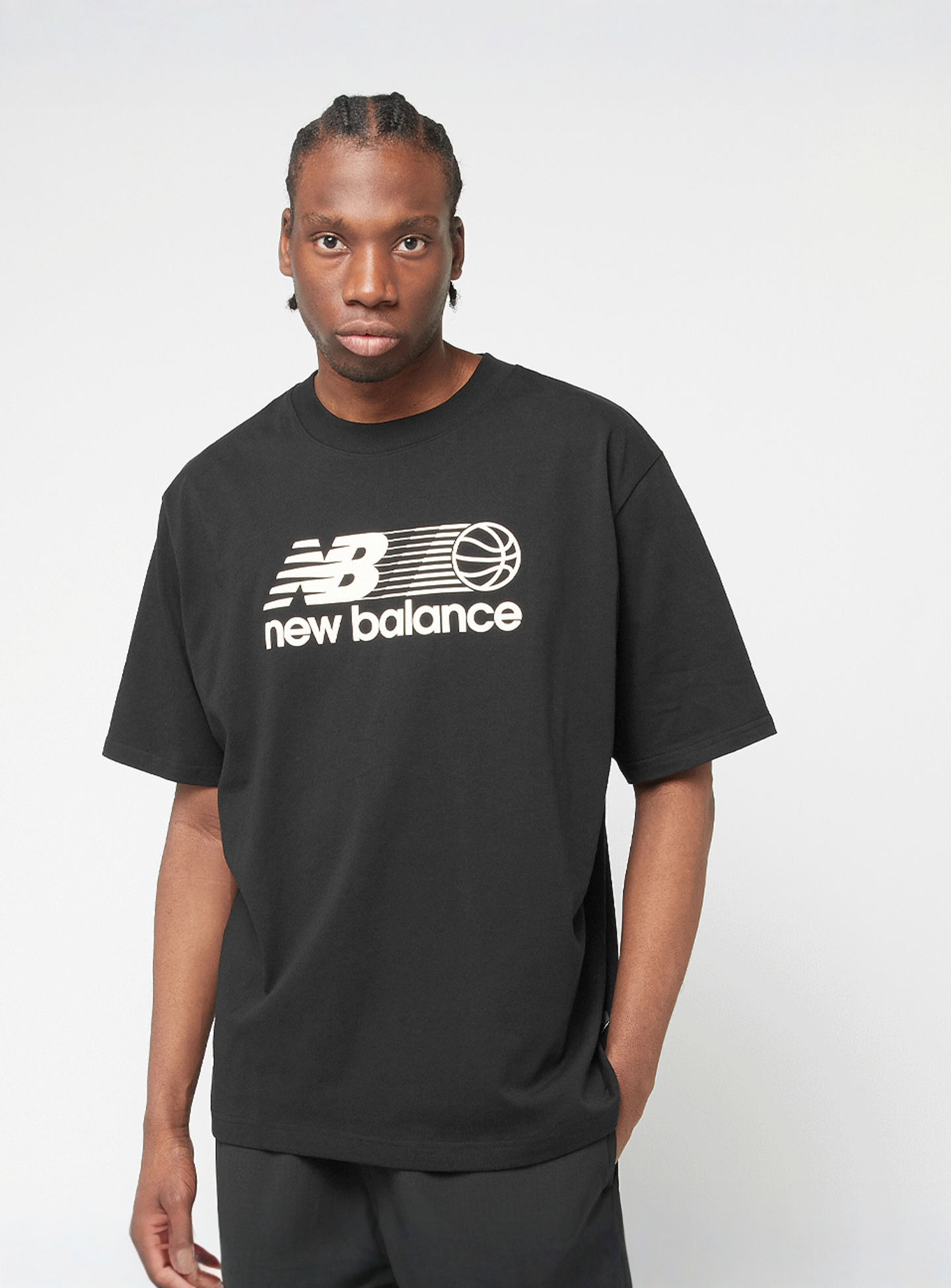 New Balance, Hoops Graphic T-Shirt, black, Image 1 of 4