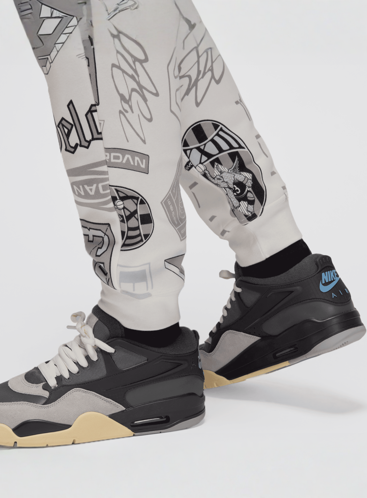 Jordan, Essentials All Over Print Fleece Pants, beige, Image 5 of 6
