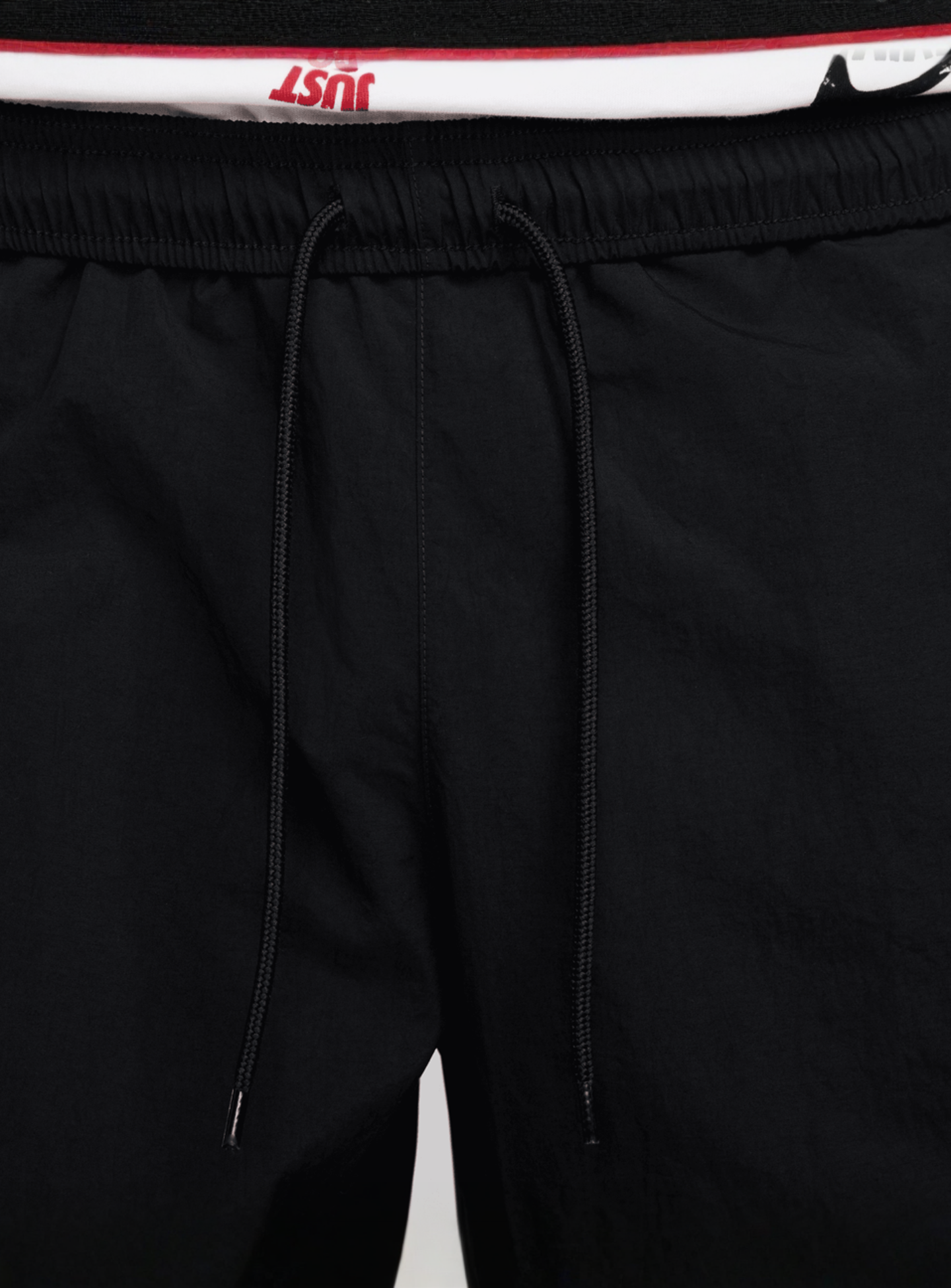 Nike, Club Woven Cargo Pants, black, Image 3 of 7