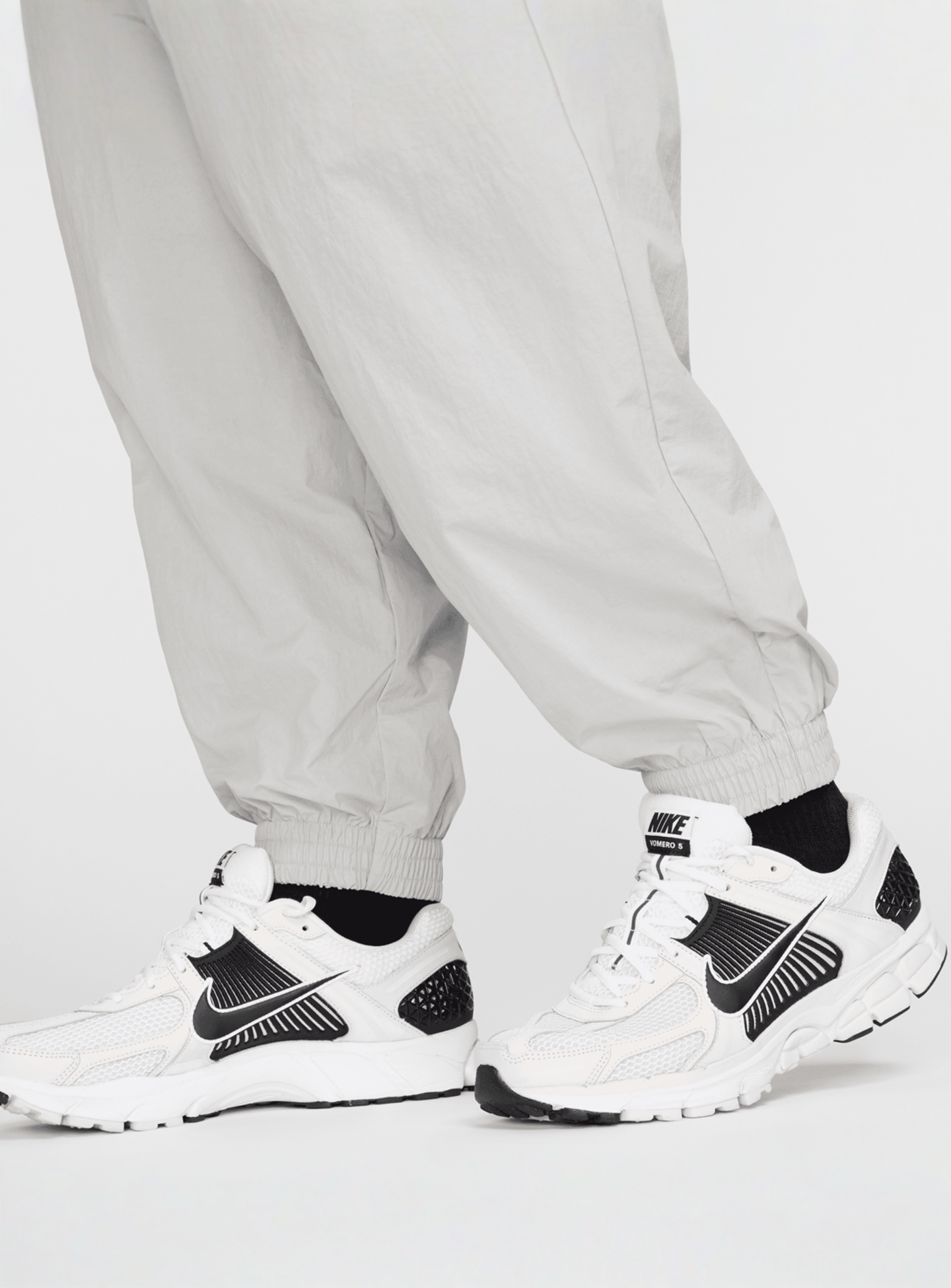 Nike, Club Woven Oversized Track Pants, grey, Image 4 of 5