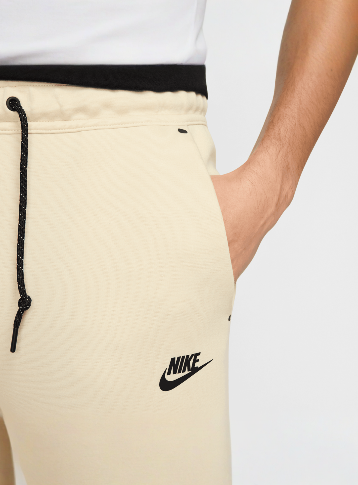Nike, Tech Fleece Jogger, beige, Image 4 of 8