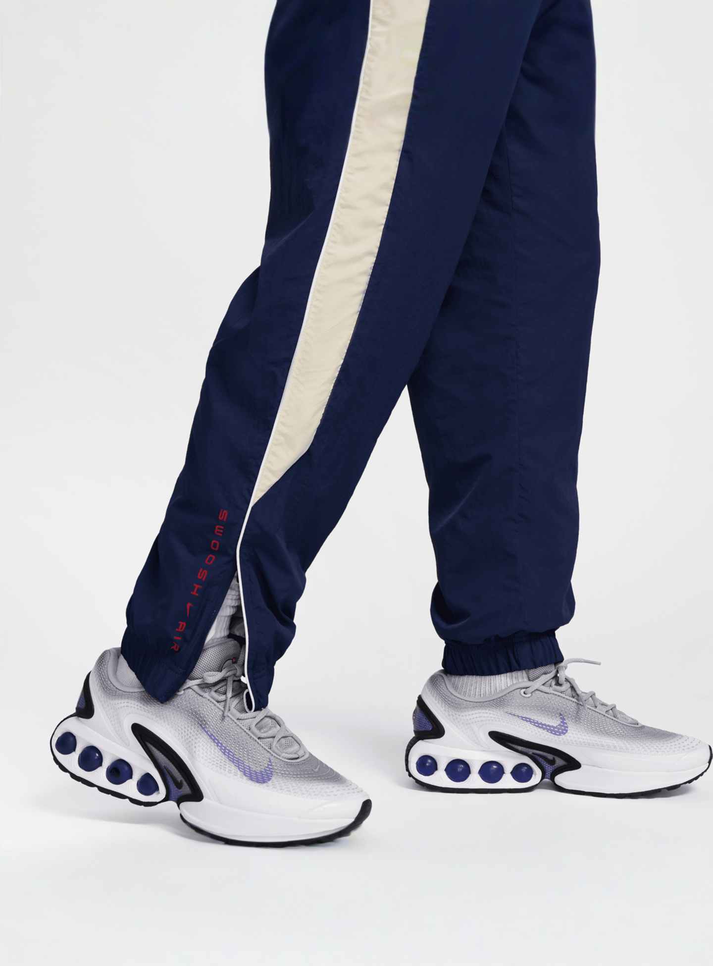 Nike, Sportswear Swoosh Air Woven Pants, blue, Image 5 of 6