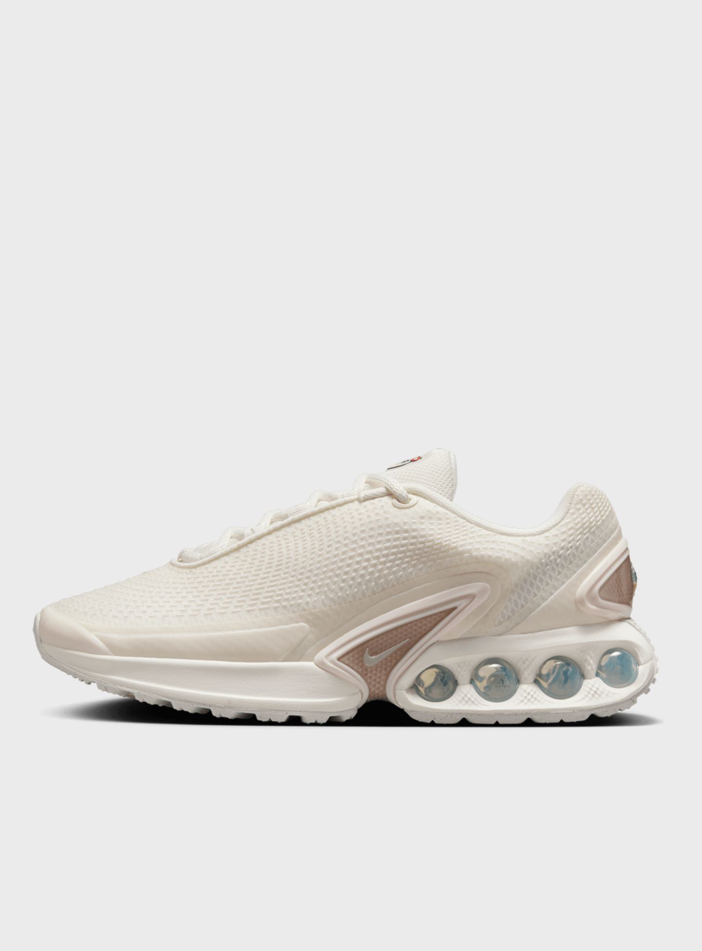 Nike, WMNS Air Max Dn8 SE, beige, Image 1 of 9