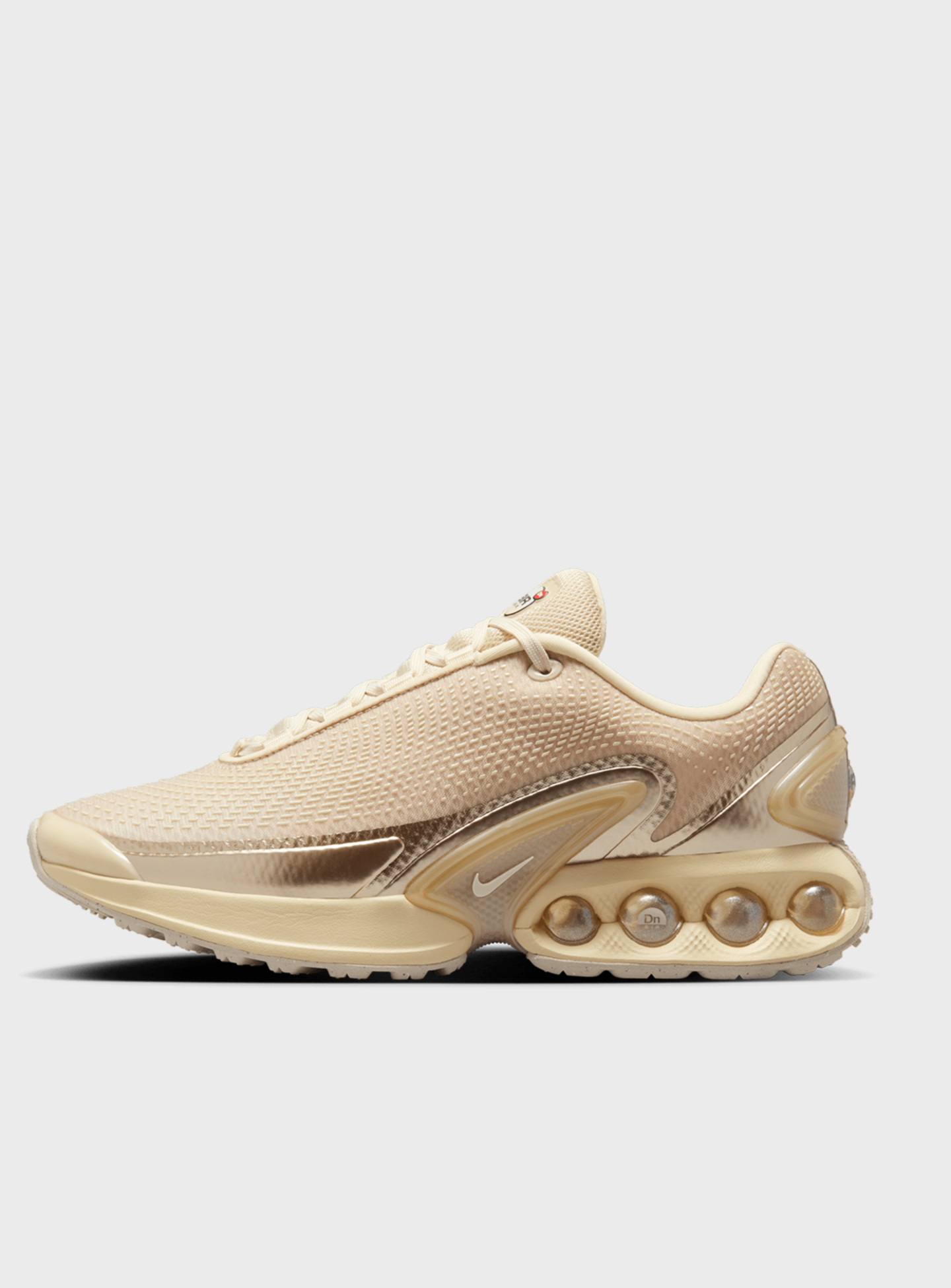 Nike, WMNS Air Max Dn, beige, Image 1 of 8