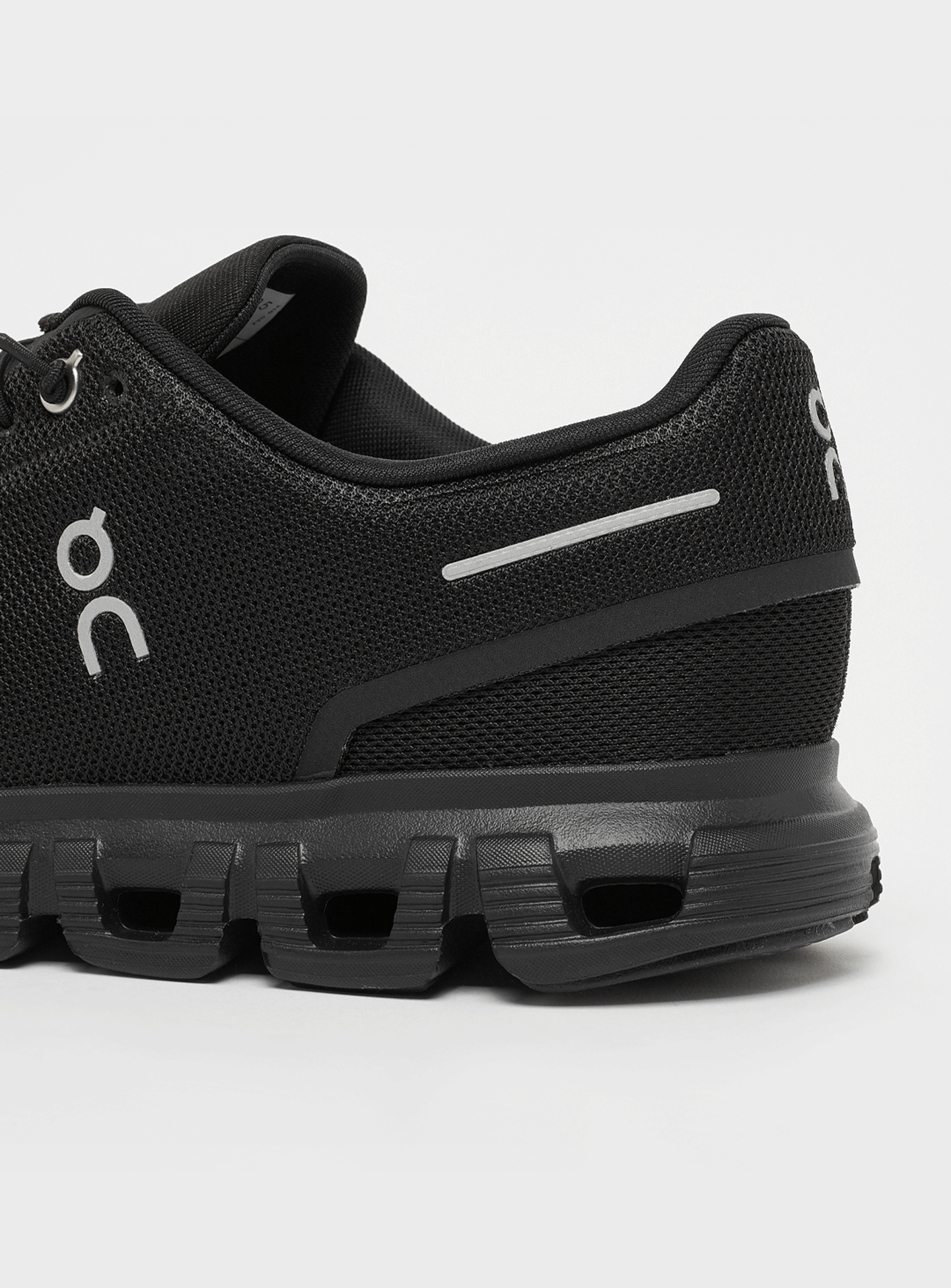 On, Cloud 6, black, Image 6 of 9