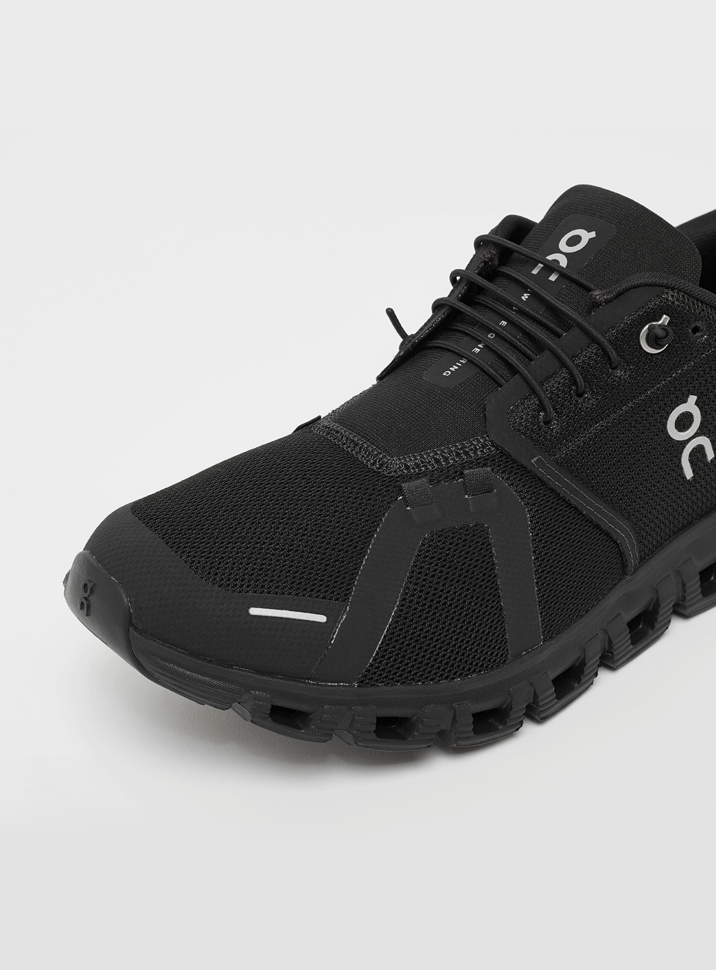 On, Cloud 6, black, Image 7 of 9