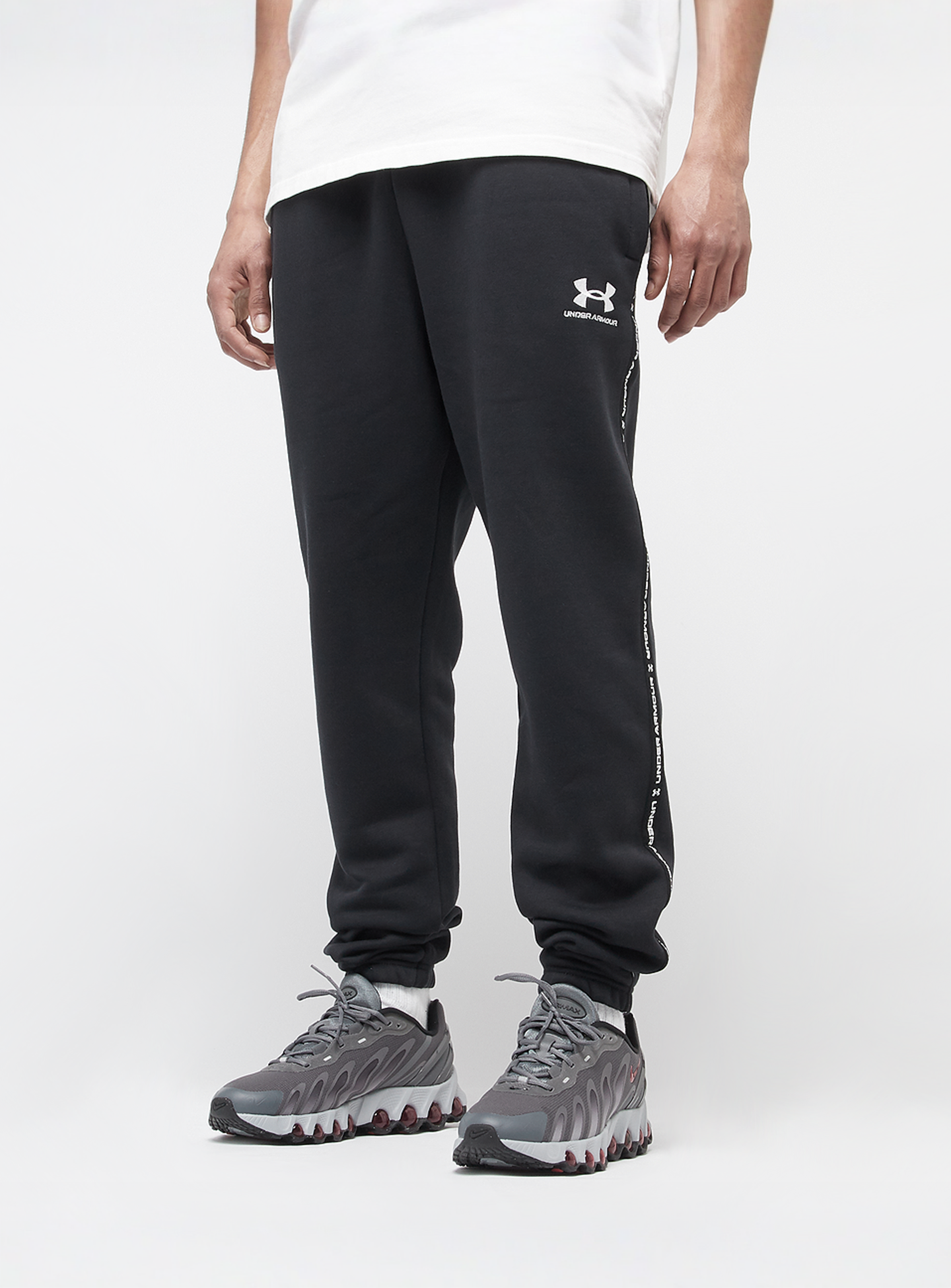 Under Armour, Icon Fleece Joggger Taping, black, Image 1 of 7