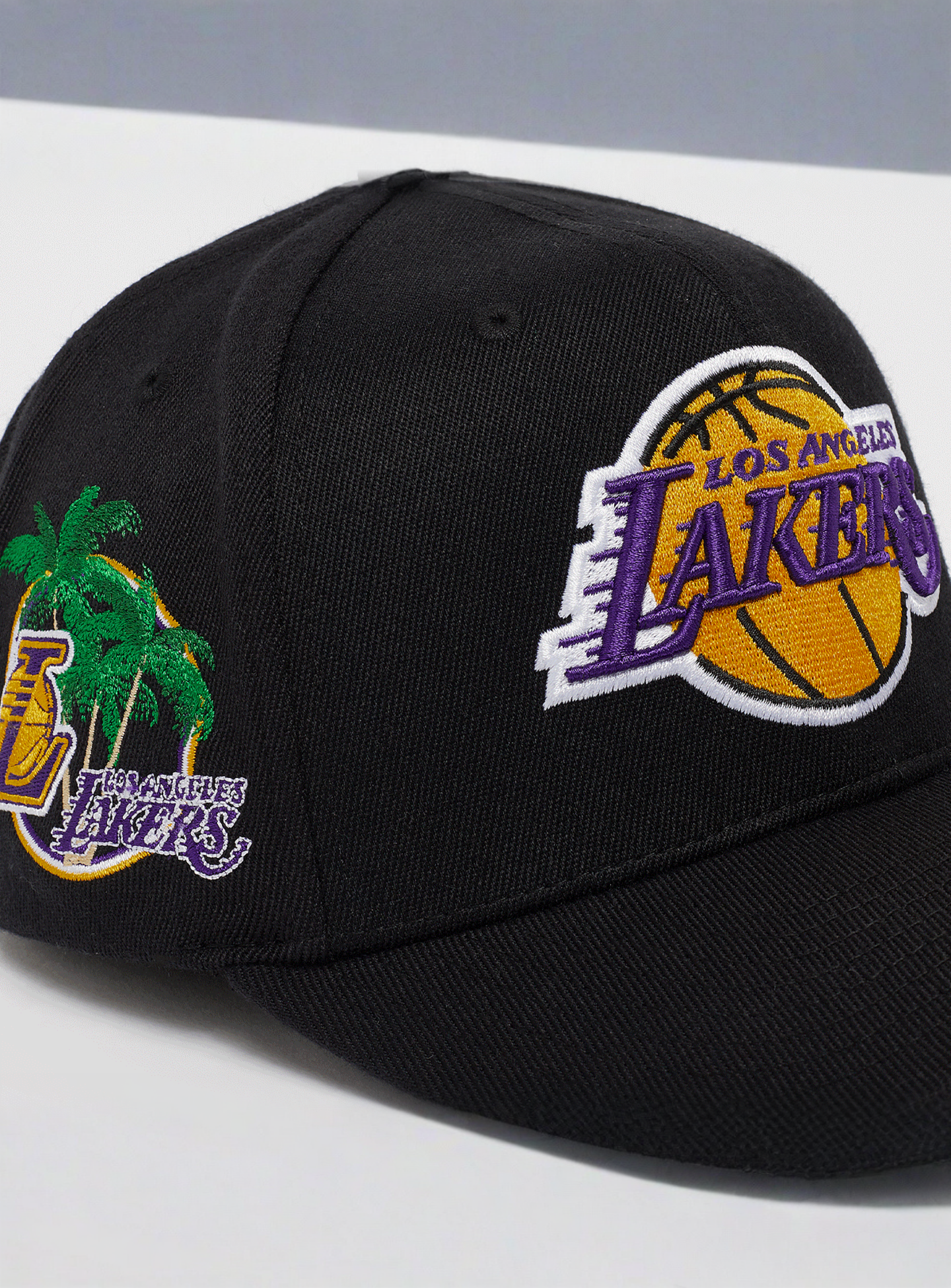 Mitchell & Ness, Custom Patch Classic Red NBA Los Angeles Lakers, black, Image 4 of 5