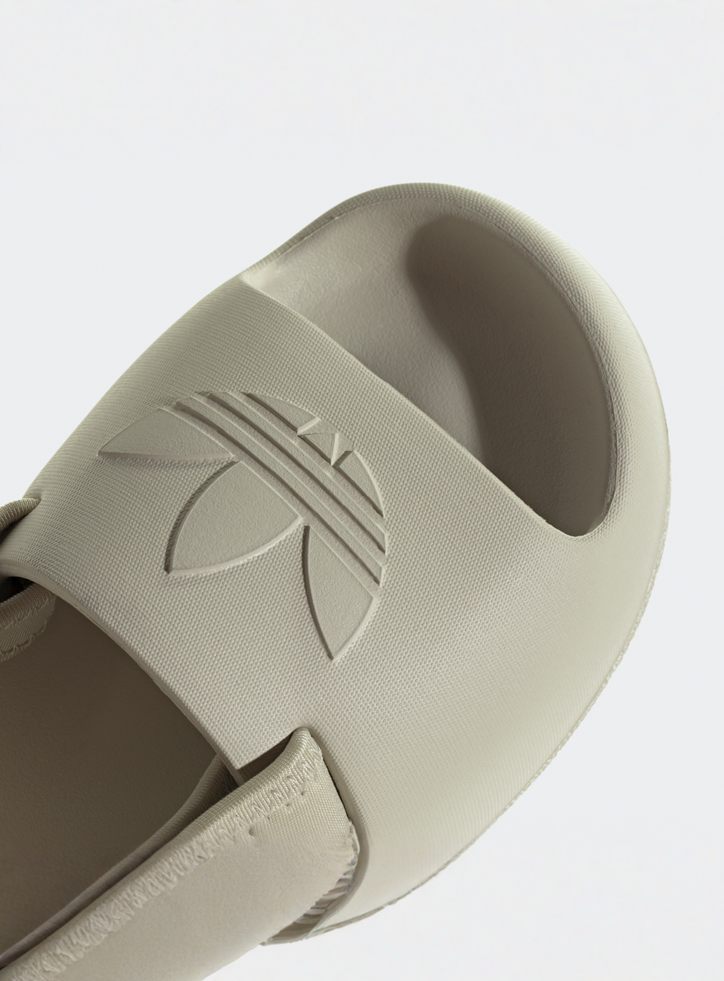 adidas Originals, Adifom Adilette Kids Slides (GS), grey, Image 7 of 8