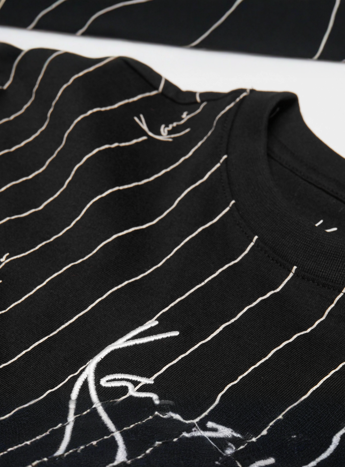 Karl Kani, Signature  Pinstripe Oversized Tee Junior, black, Image 3 of 3