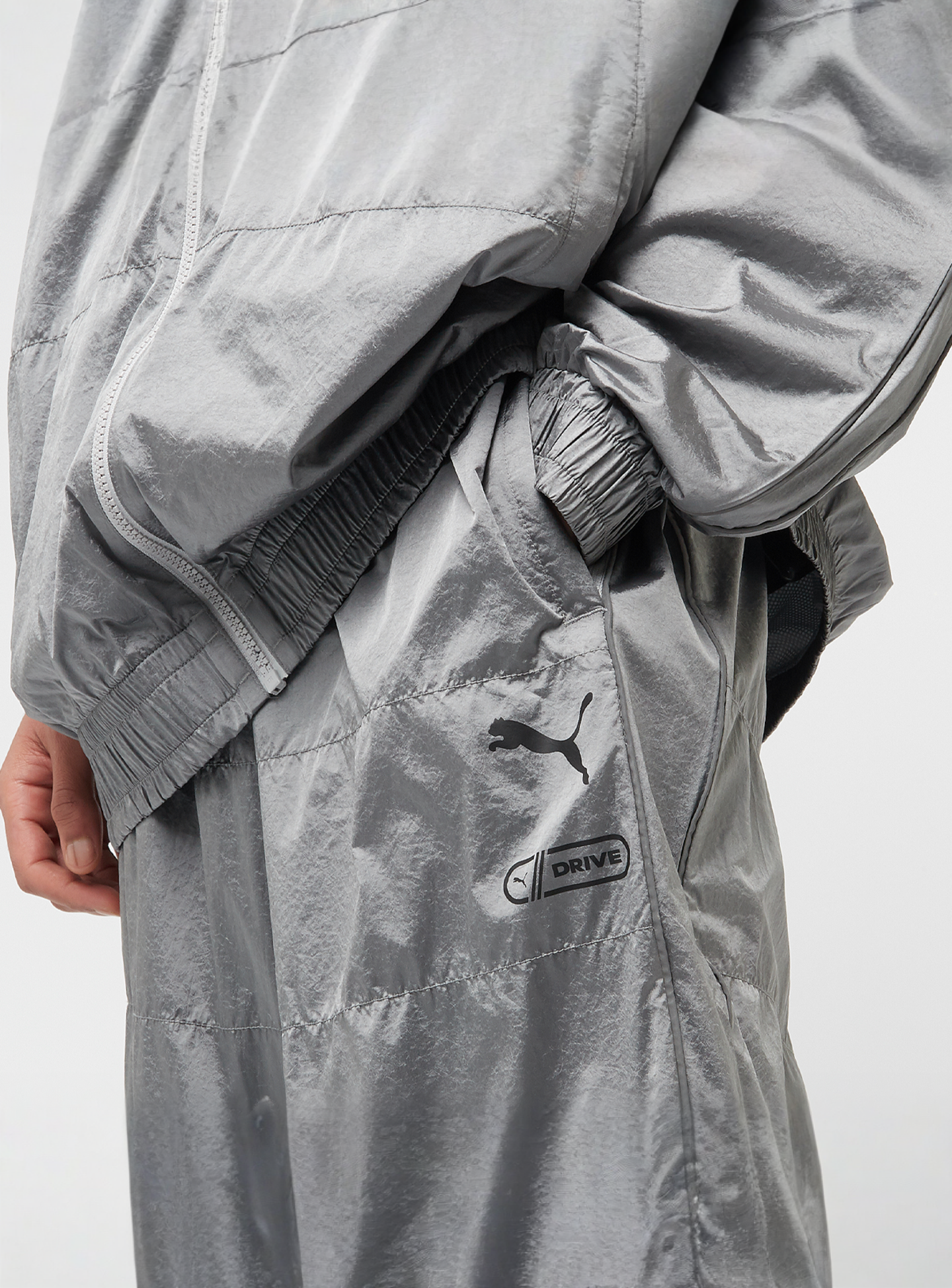 PUMA, F1 T7 Oversized Track Pants, silver, Image 3 of 9