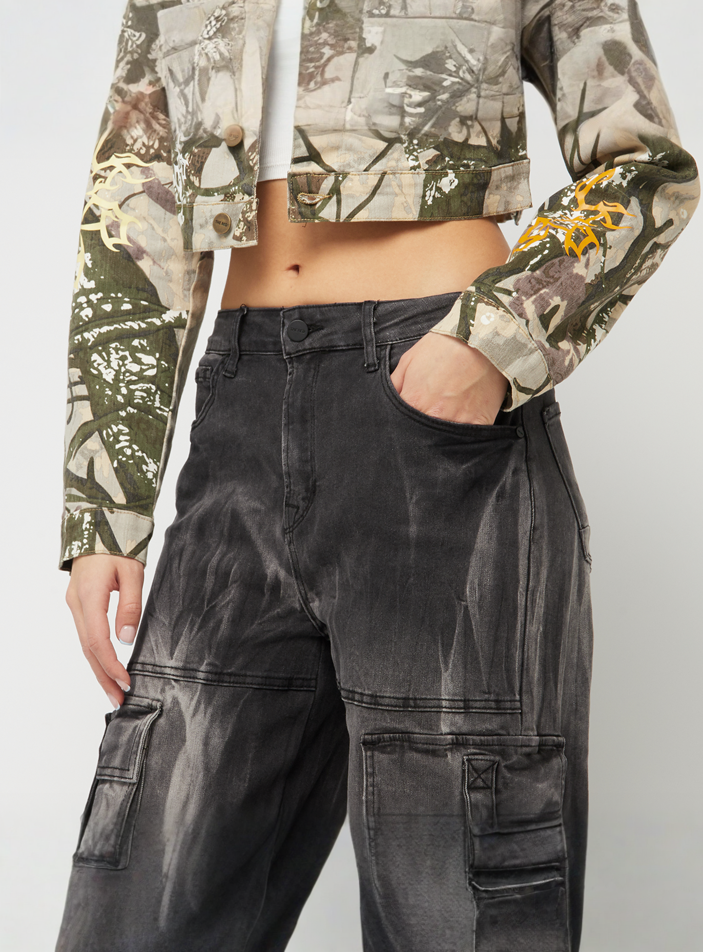 Smoke Rise, High Rise Multi Cargo Wide Leg Jeans, grey, Image 5 of 8