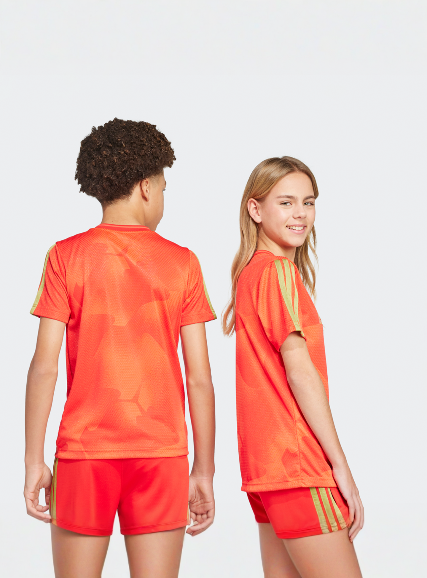 adidas Originals, Sportswear T-Shirt, red, Image 2 of 3