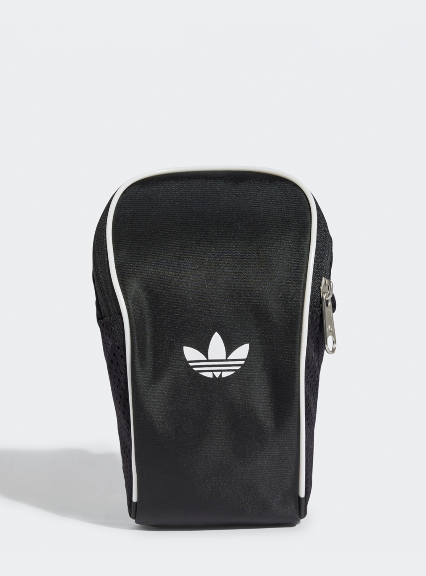 adidas Originals, Adicolor kleine Shoulder Bag, black, Image 1 of 6