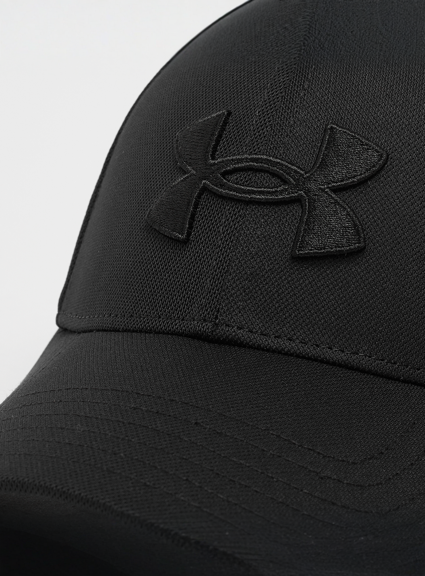 Under Armour, Blitzing, black, Image 3 of 4