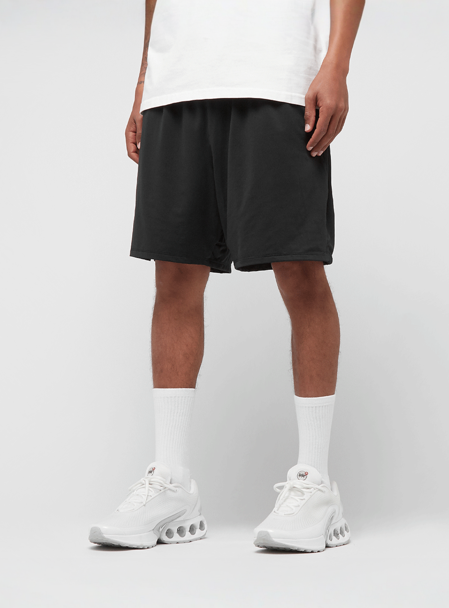 Under Armour, Tech Vent 7in Shorts, black, Image 1 of 4