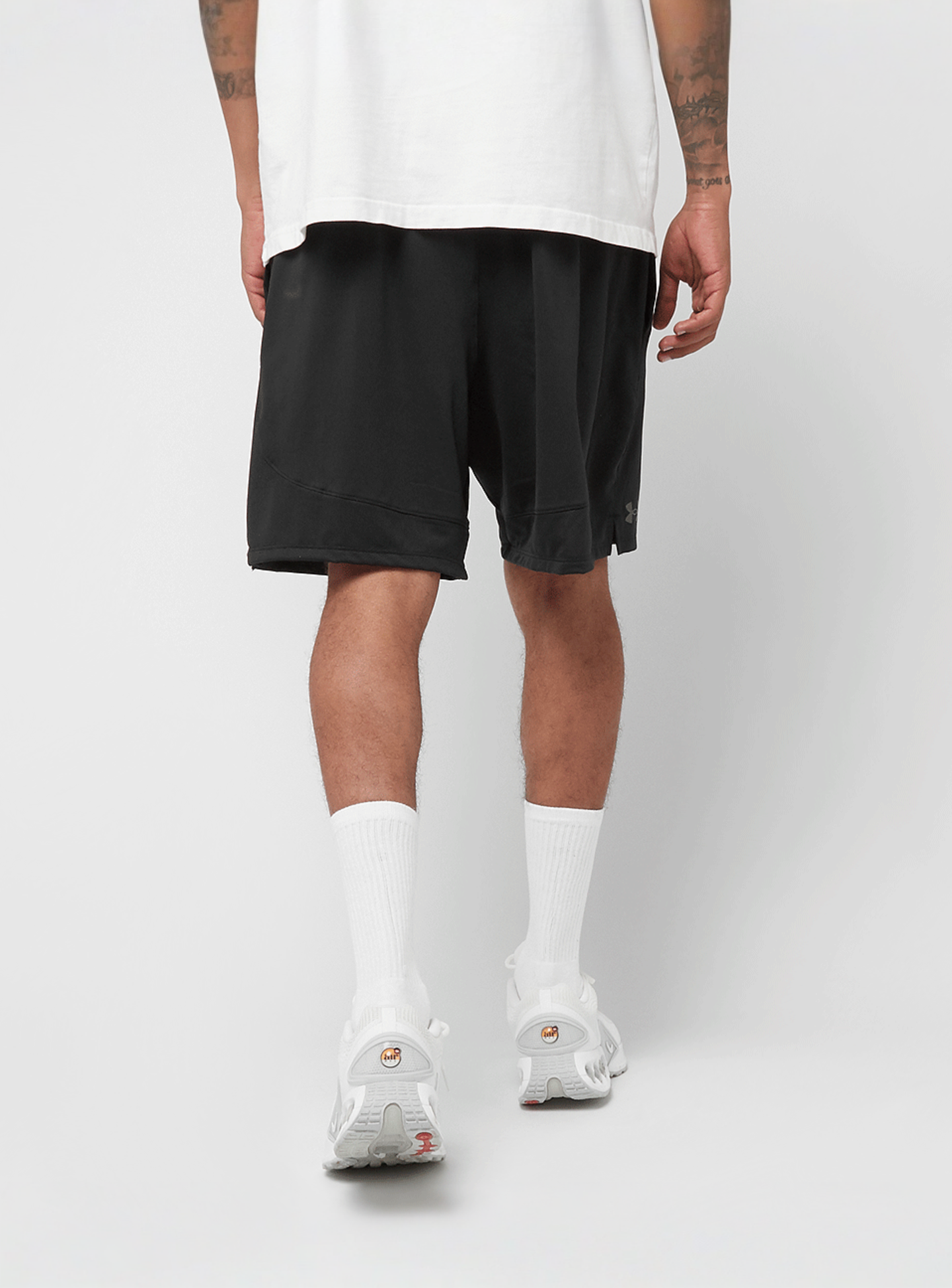 Under Armour, Tech Vent 7in Shorts, black, Image 2 of 4