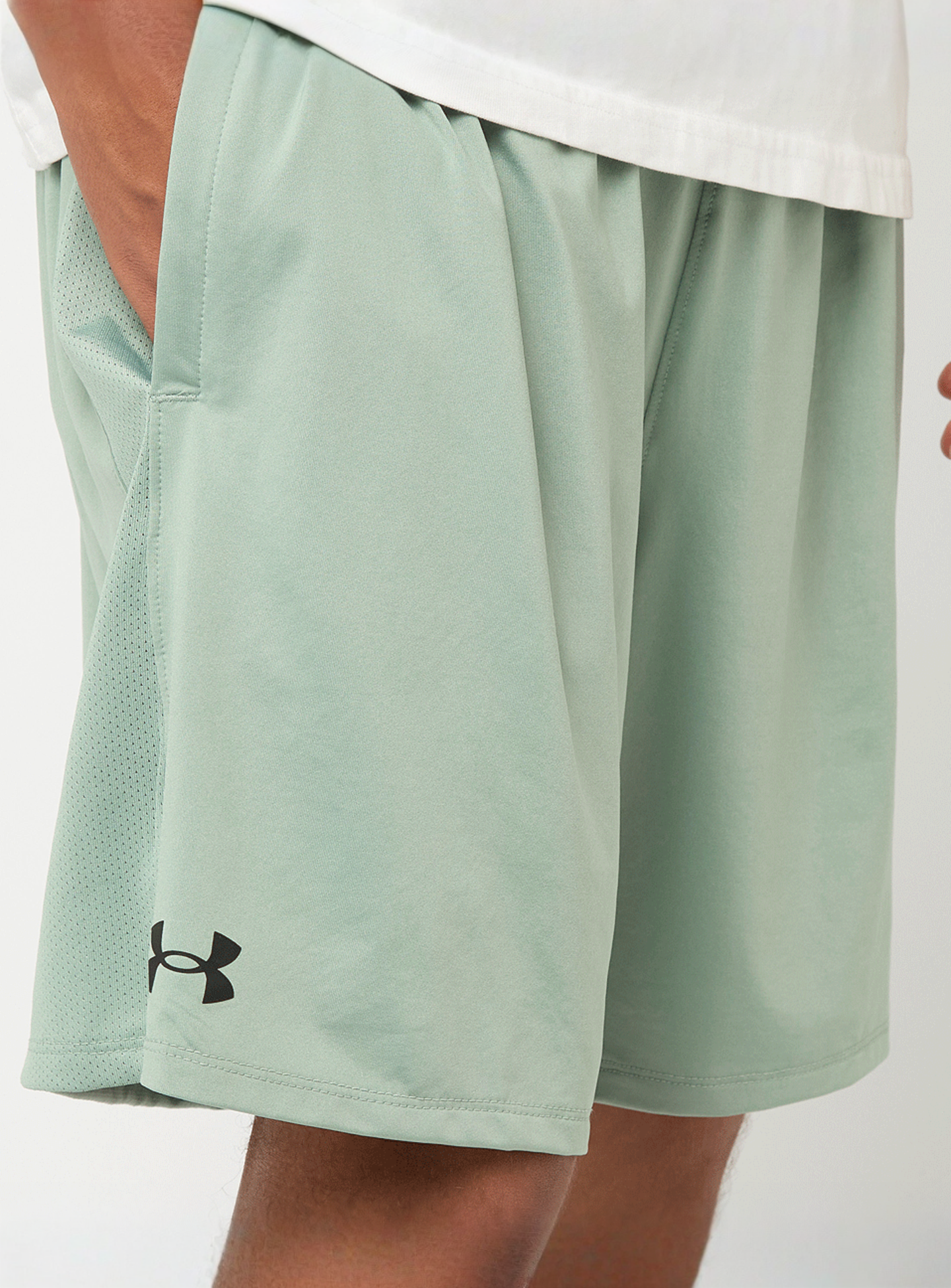 Under Armour, Tech Vent 7in Shorts, green, Image 3 of 4