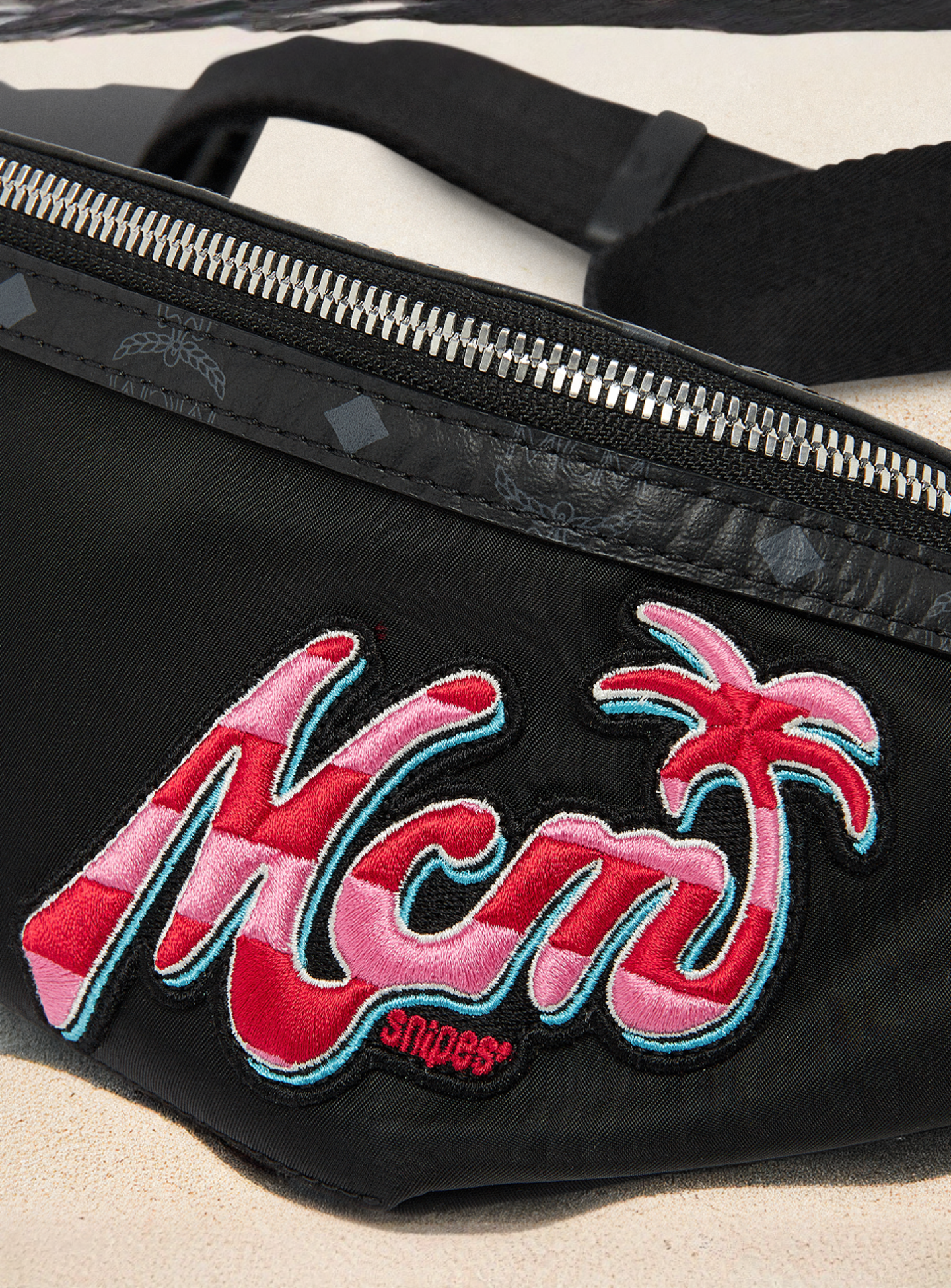 MCM x SNIPES, Fursten Belt Bag Medium, black, Image 3 of 7