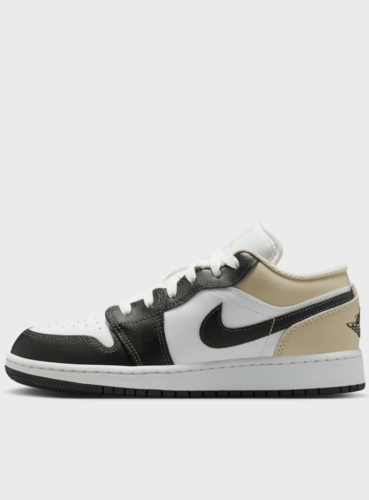 Jordan, Air Jordan 1 Low (GS), white, Image 1 of 8