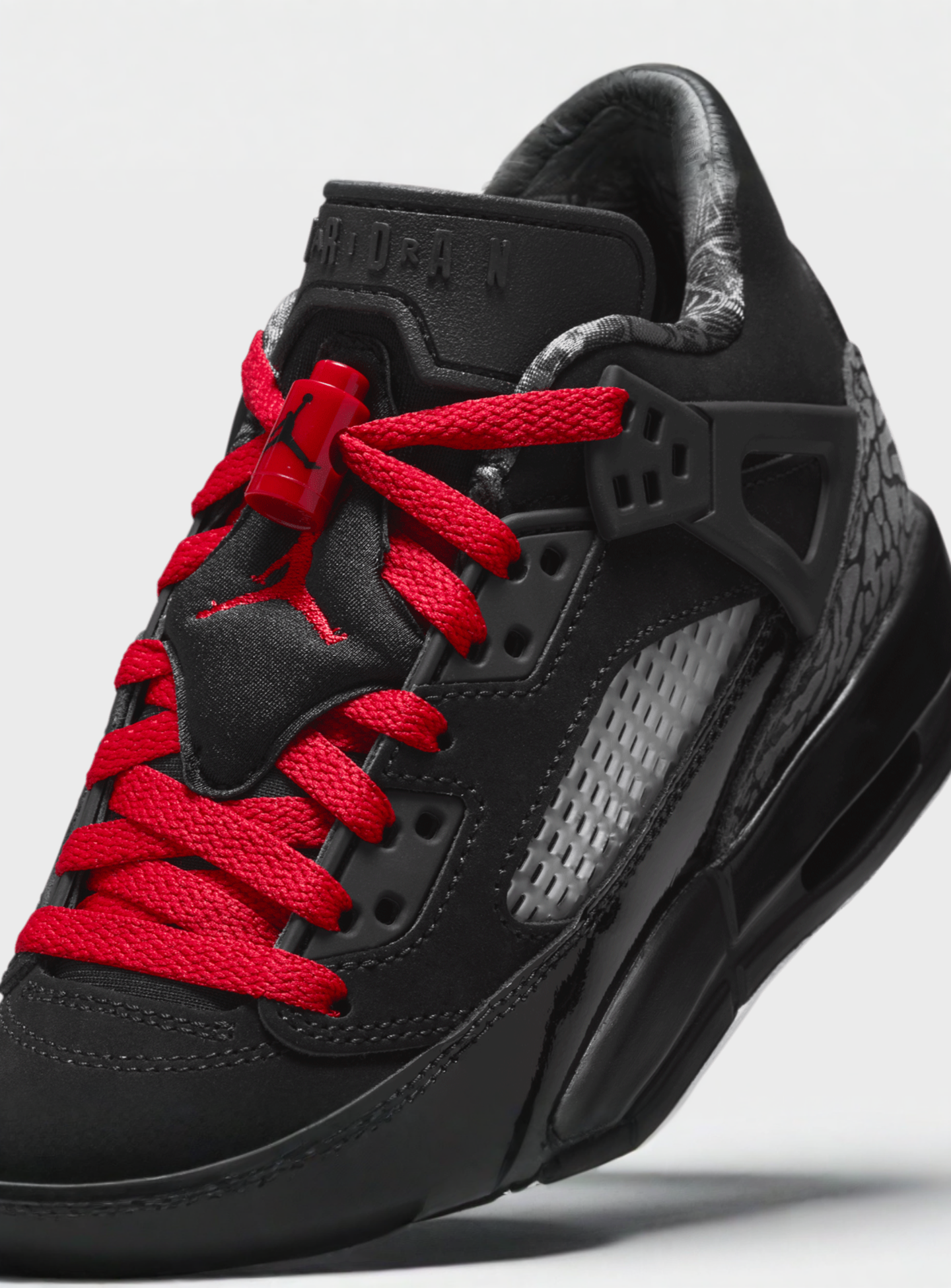 Jordan, Spizike Low (GS), black, Image 7 of 9